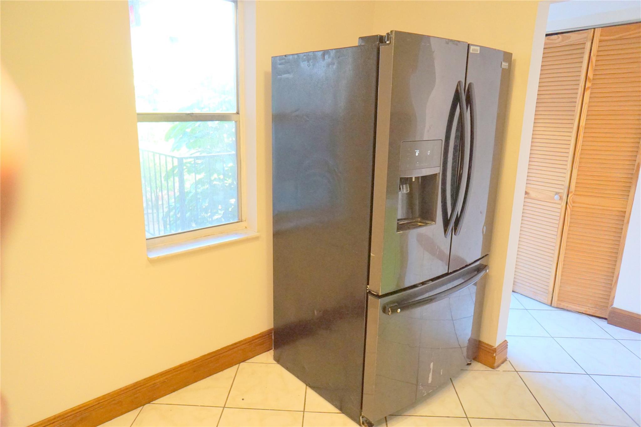 2821 Somerset Dr 203