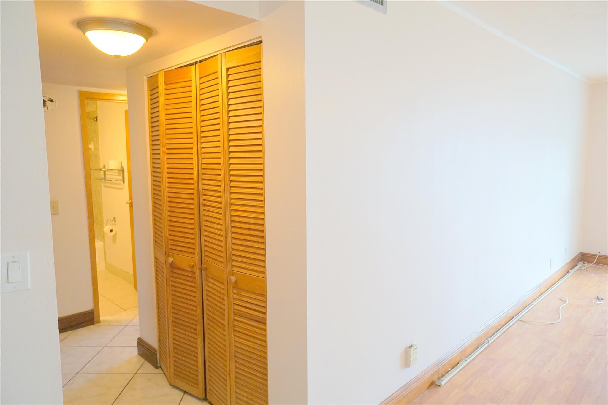 2821 Somerset Dr 203