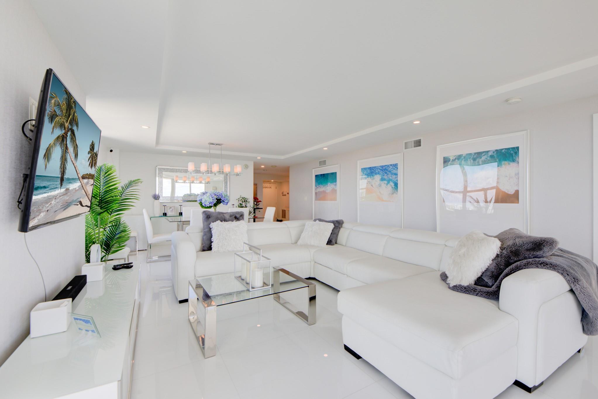 1 Las Olas Circle 1102