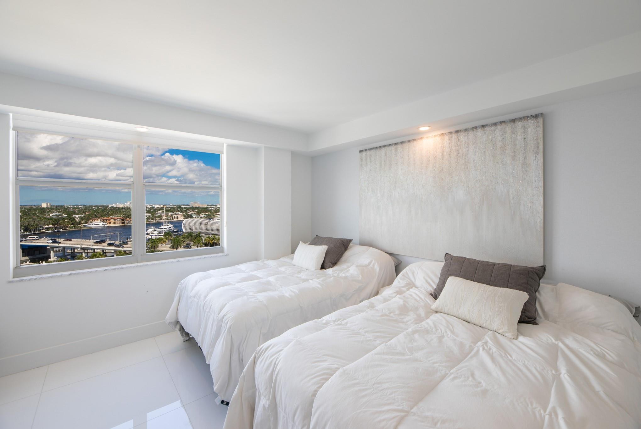 1 Las Olas Circle 1102