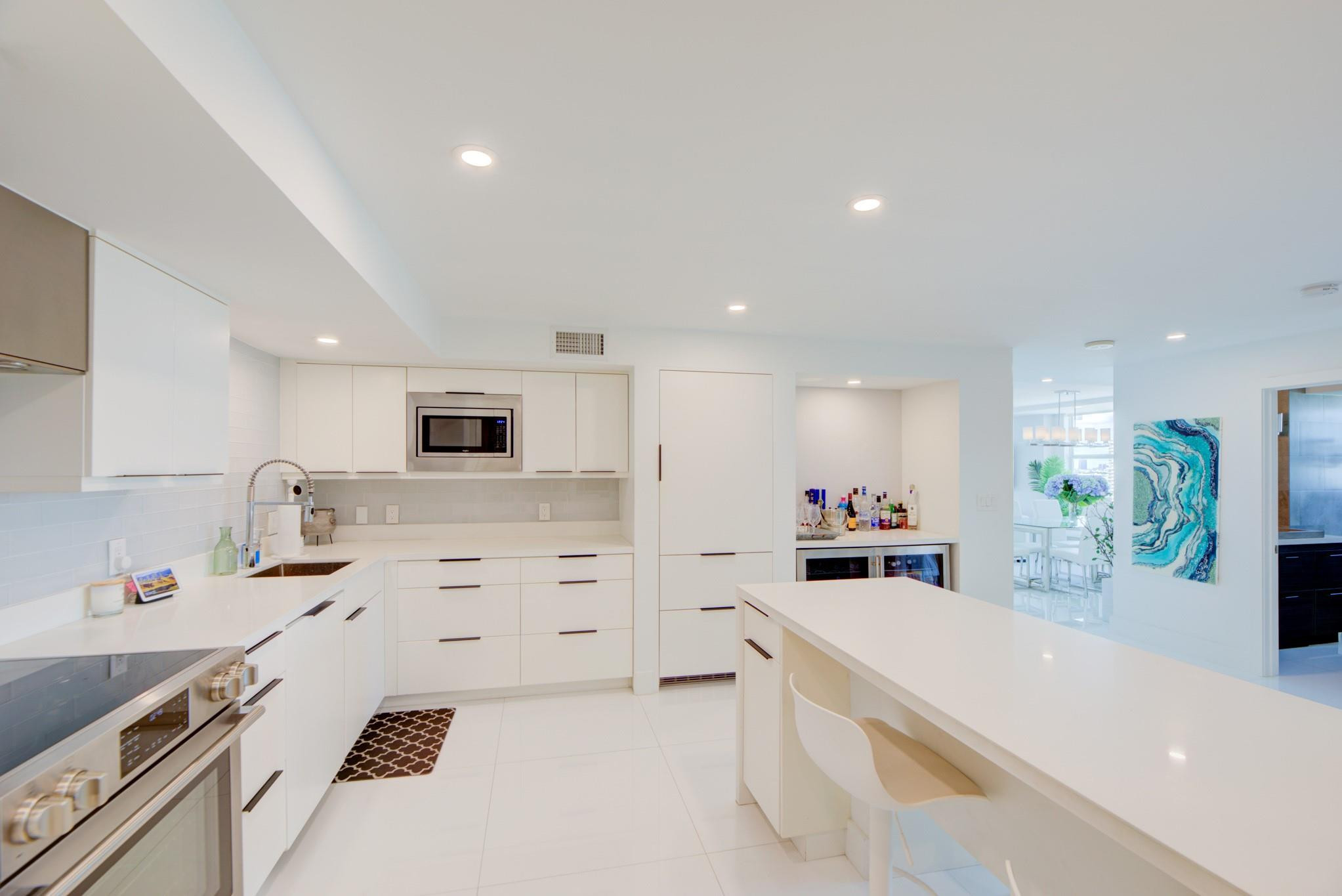 1 Las Olas Circle 1102