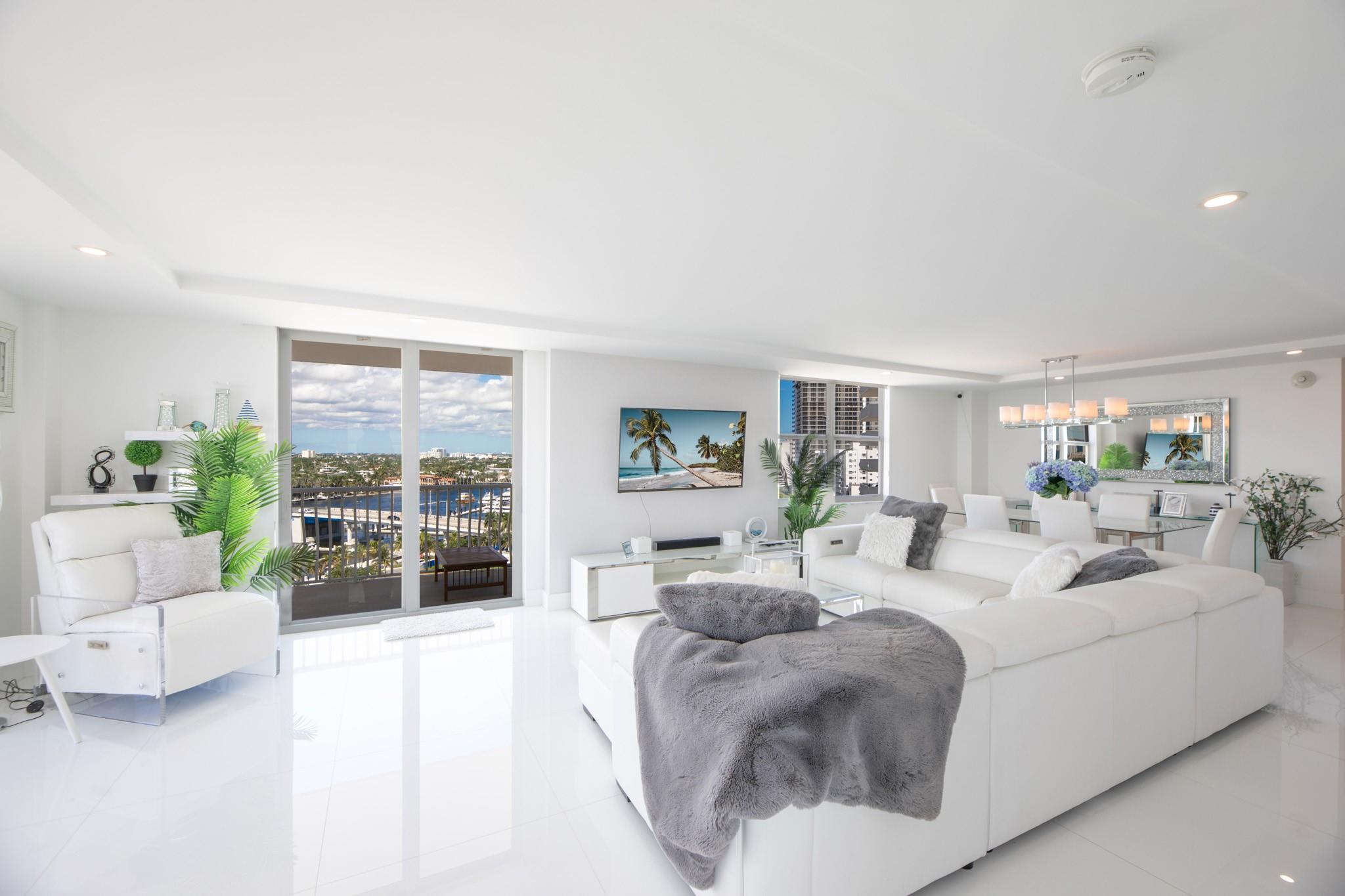 1 Las Olas Circle 1102