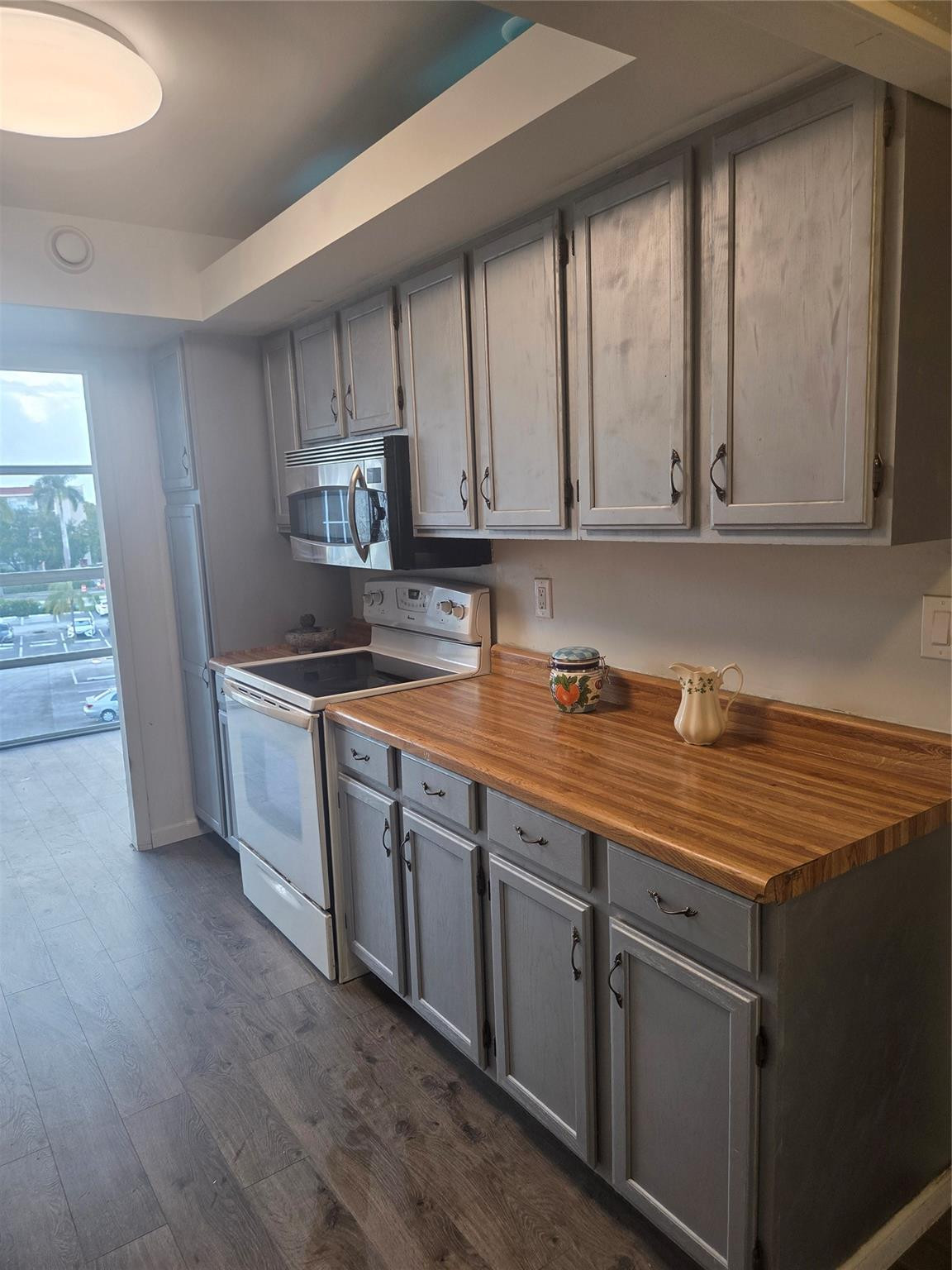 801 Three Islands Blvd 409