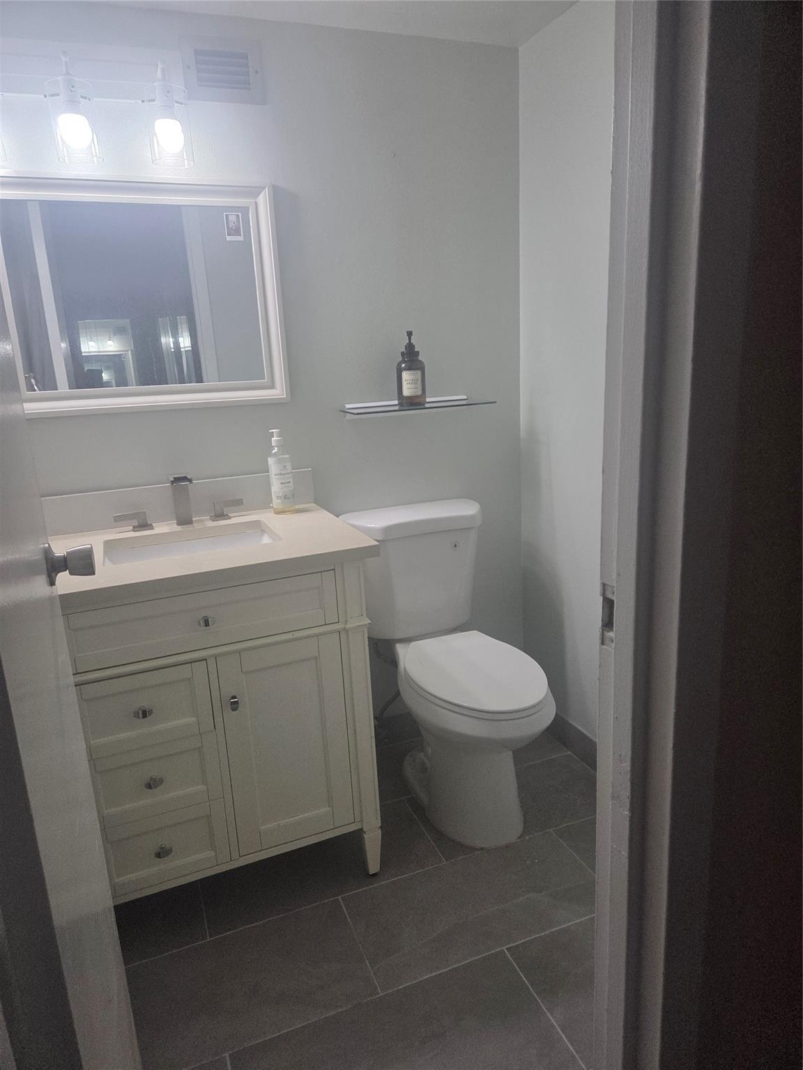 801 Three Islands Blvd 409