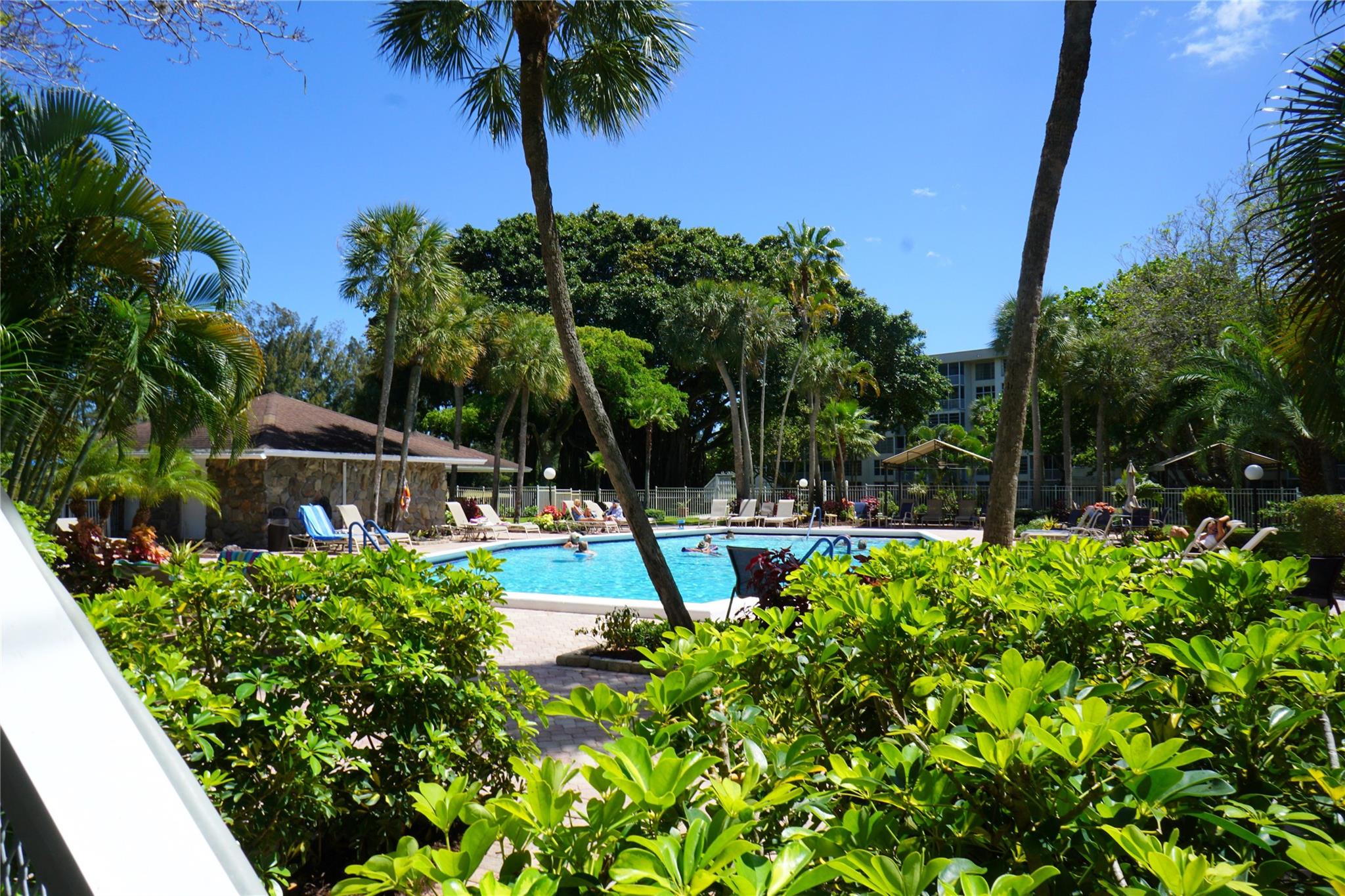 2600 S Course Dr 410