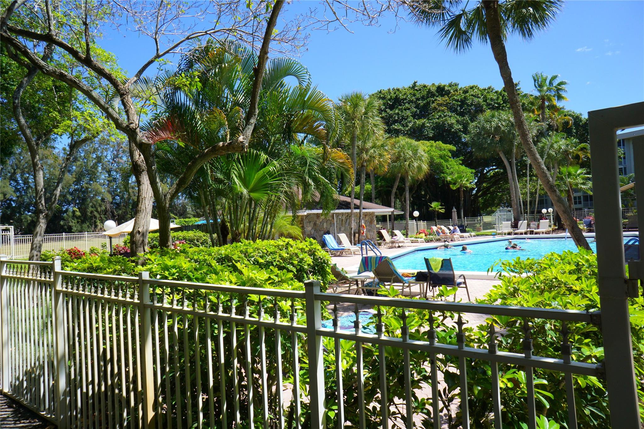 2600 S Course Dr 410