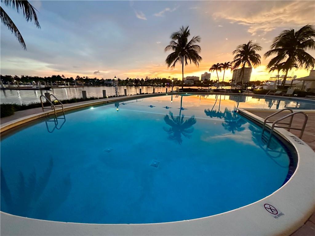 1 Las Olas Circle 1415