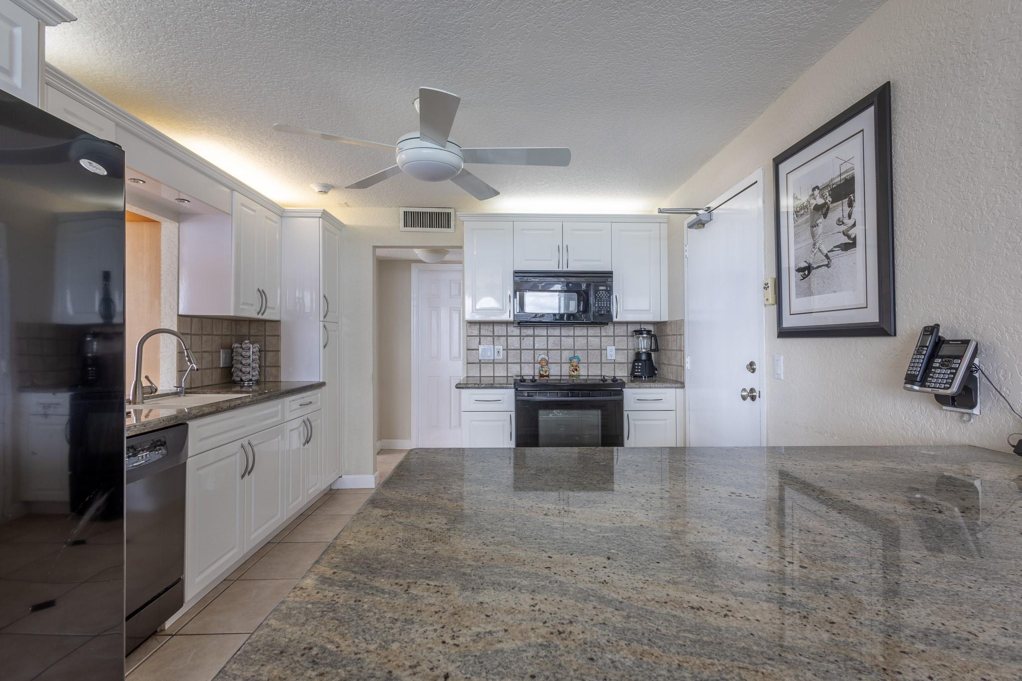 2000 S Ocean Blvd 10E