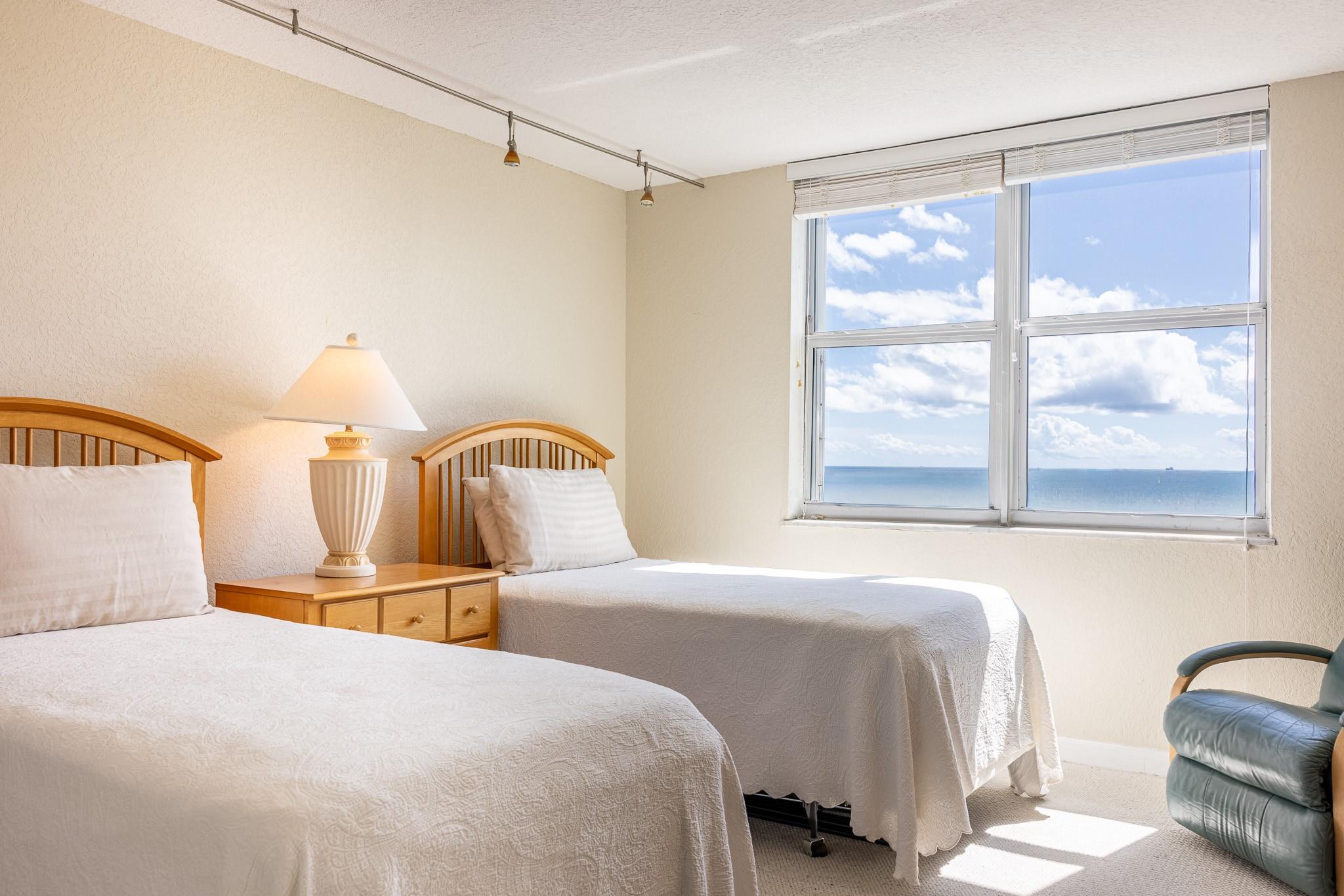 2000 S Ocean Blvd 10E