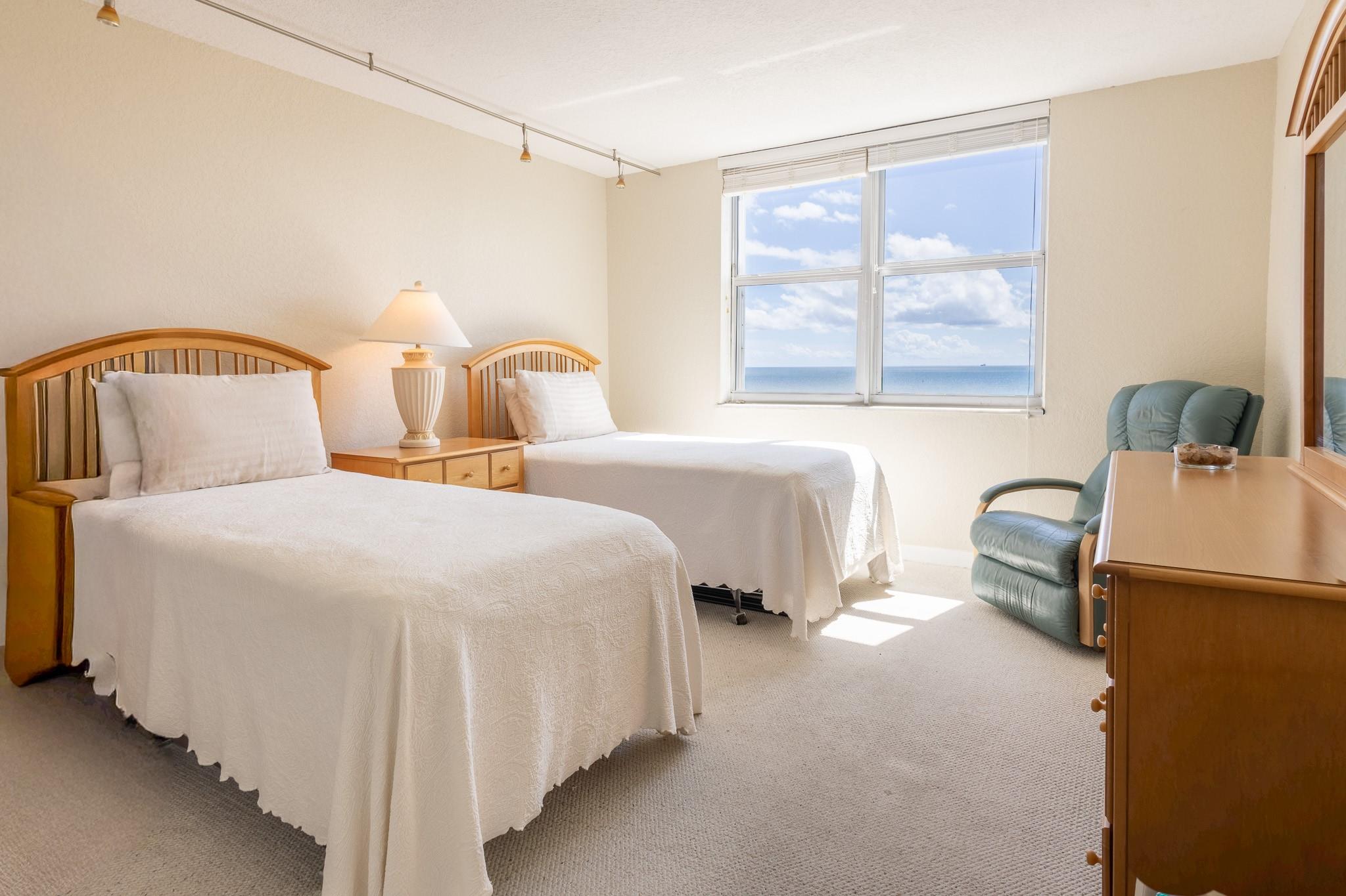 2000 S Ocean Blvd 10E