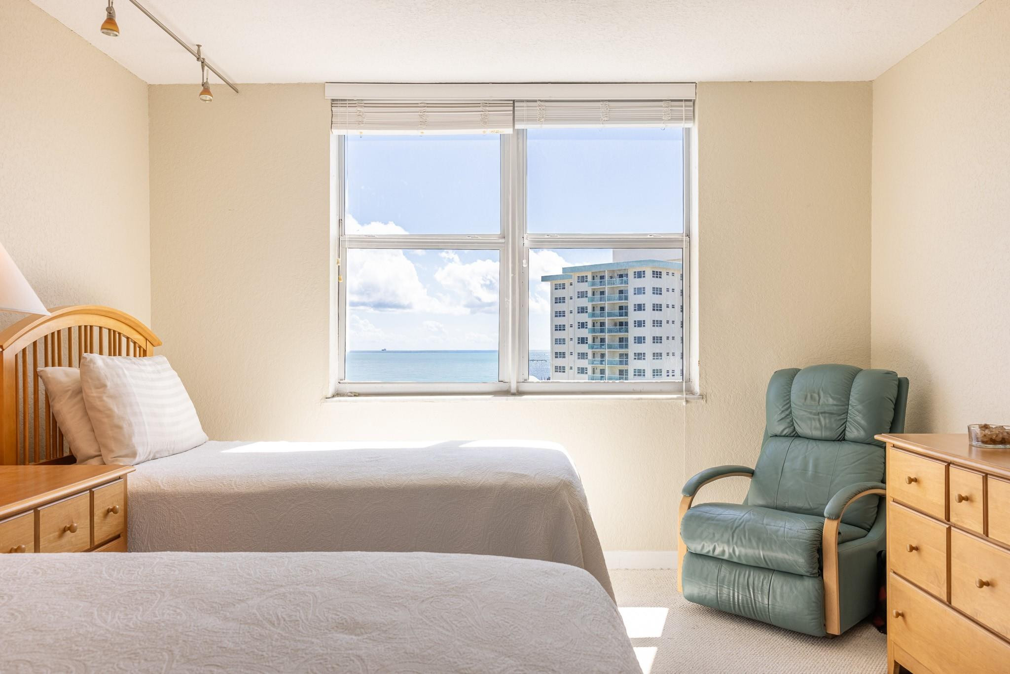 2000 S Ocean Blvd 10E