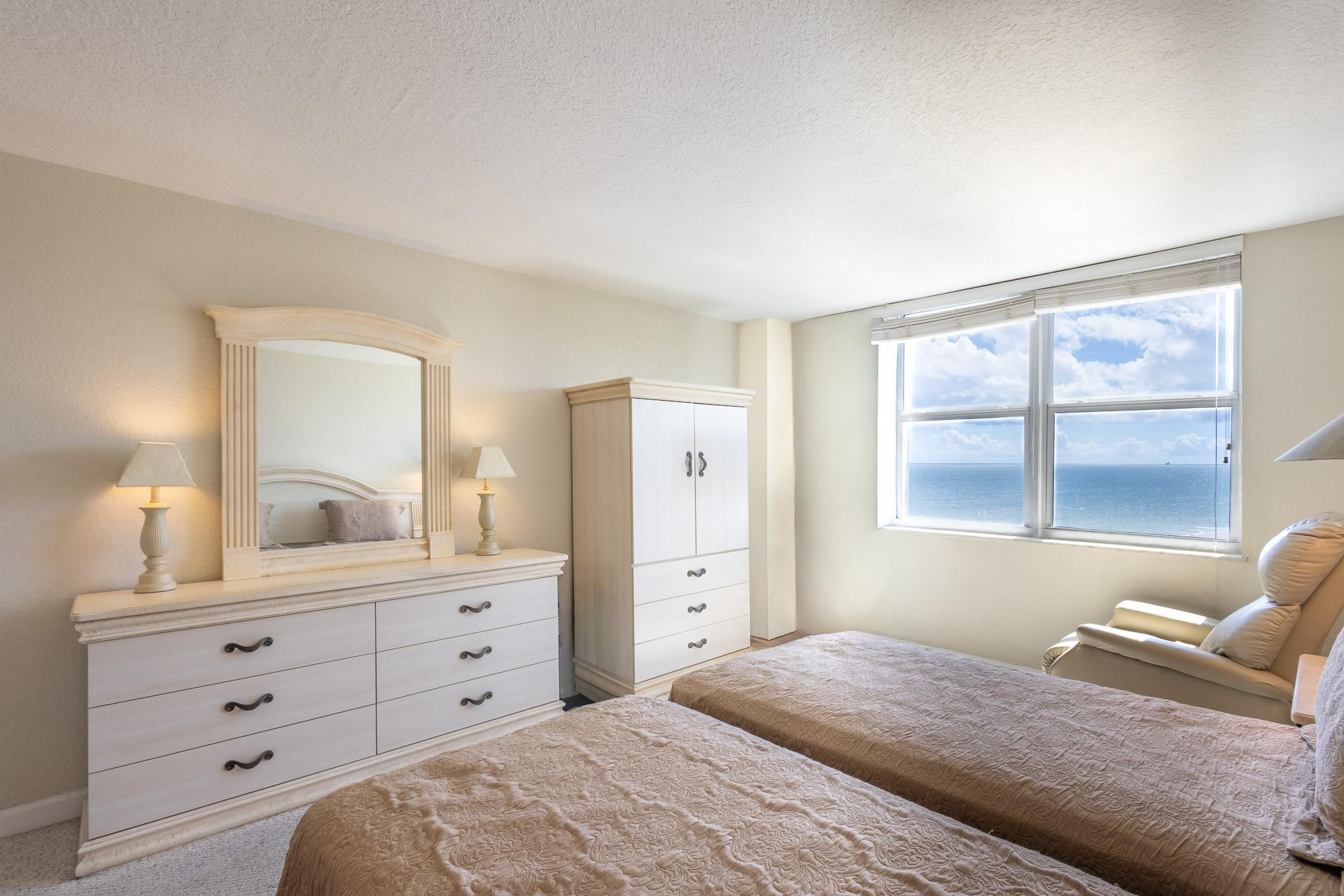 2000 S Ocean Blvd 10E