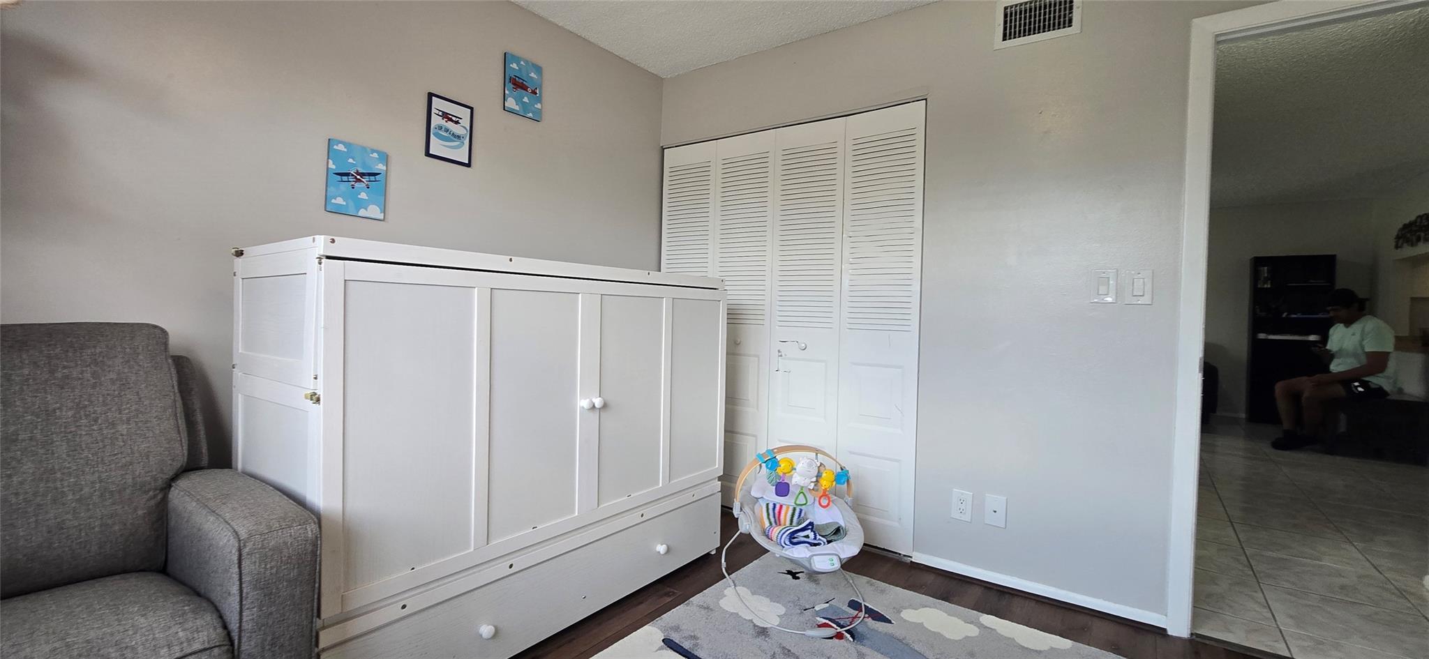 10002 Winding Lake Rd 202