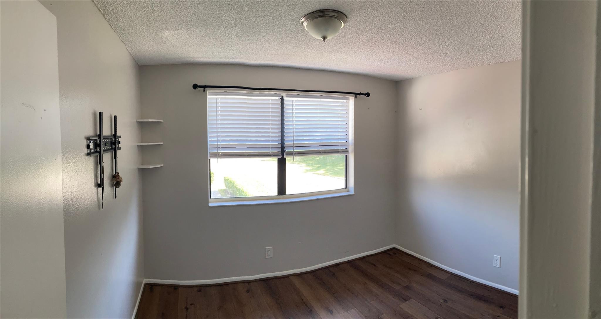 10002 Winding Lake Rd 202