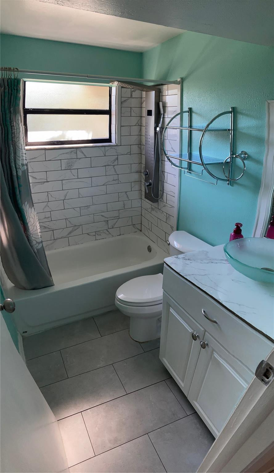 10002 Winding Lake Rd 202