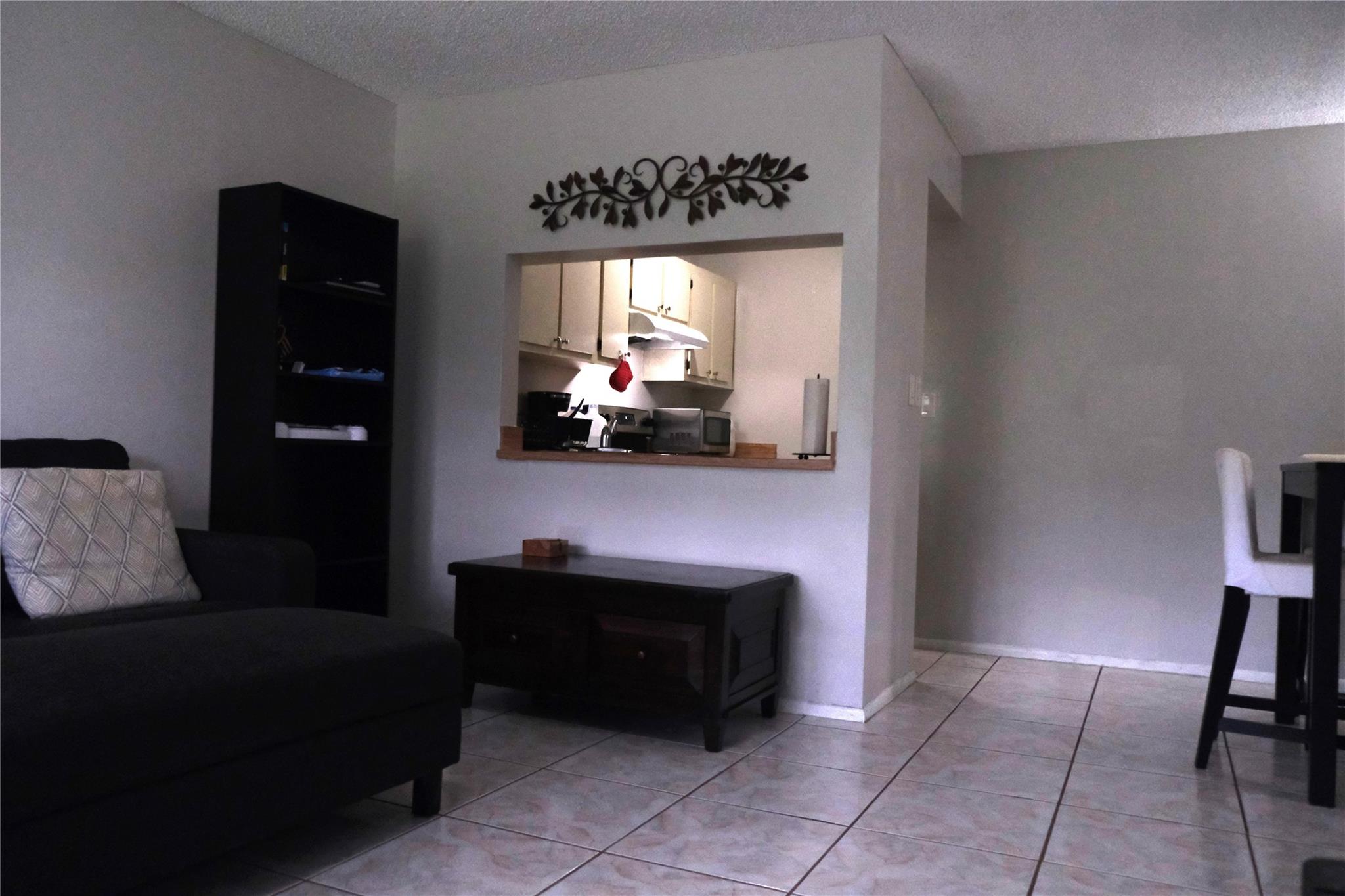 10002 Winding Lake Rd 202