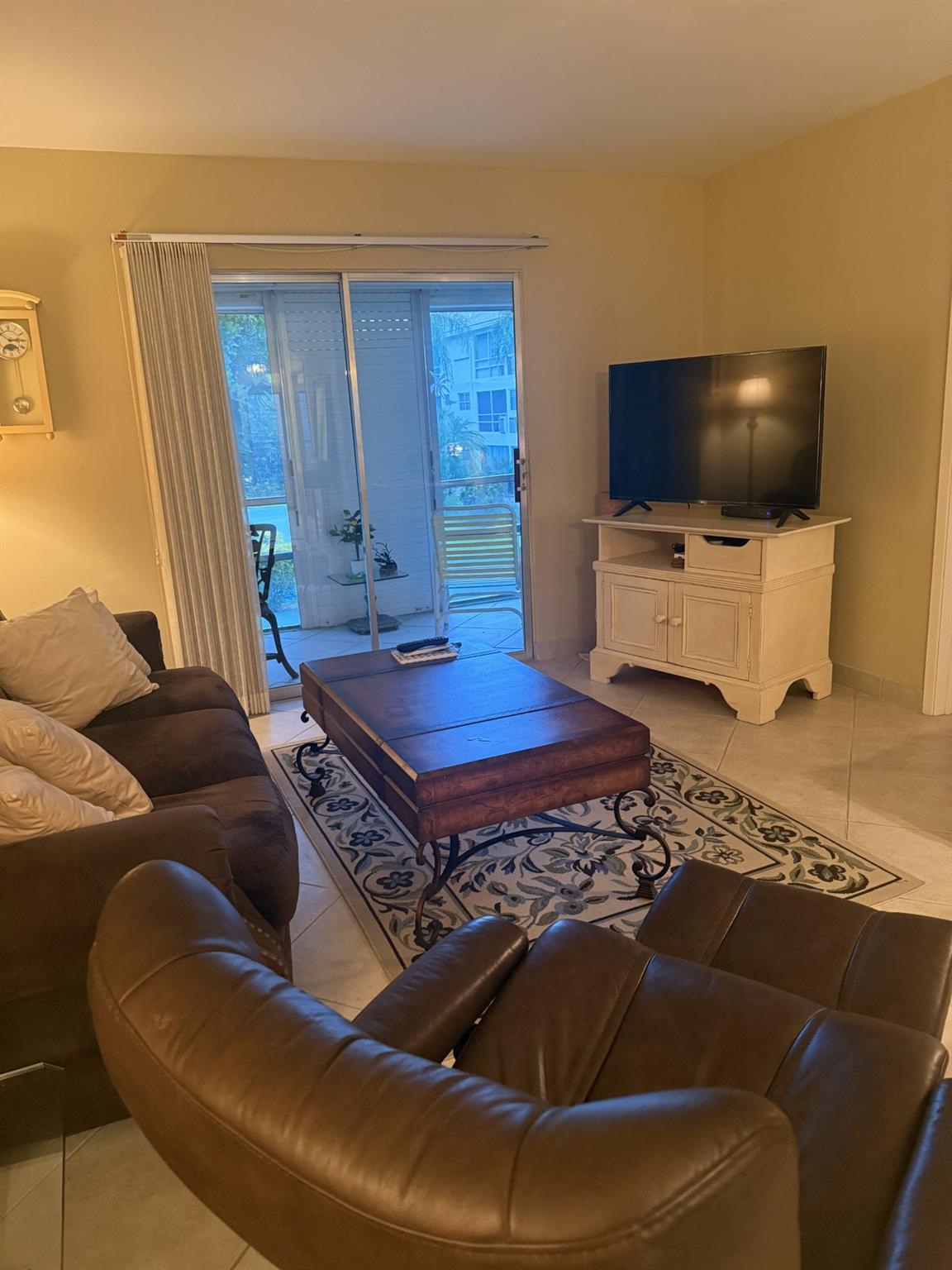 2050 NE 39th St 211W