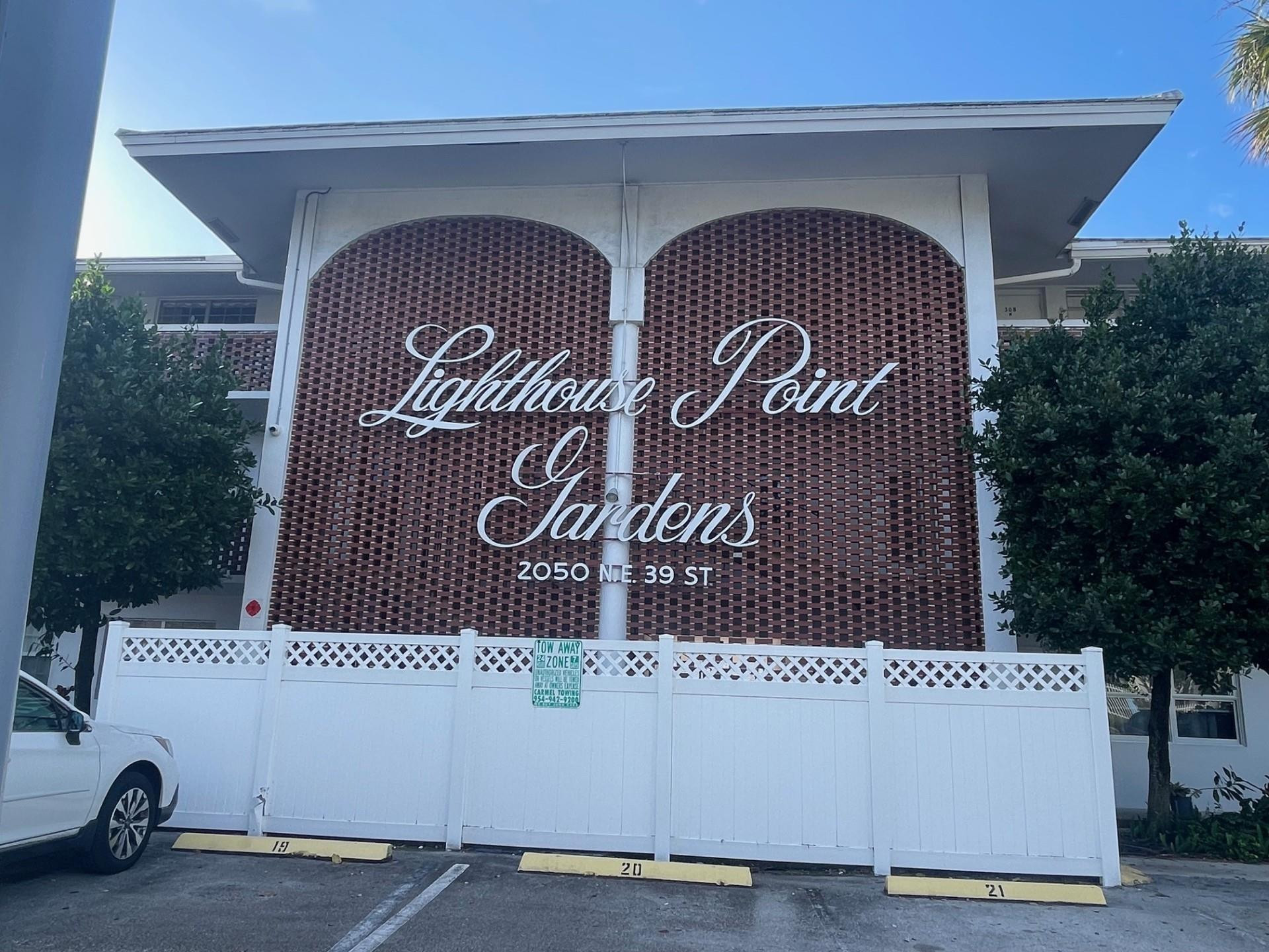 2050 NE 39th St 211W