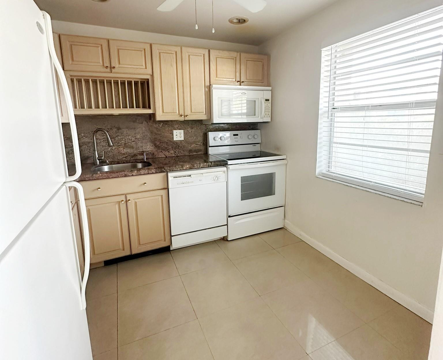 7500 NW 5th Ct 103