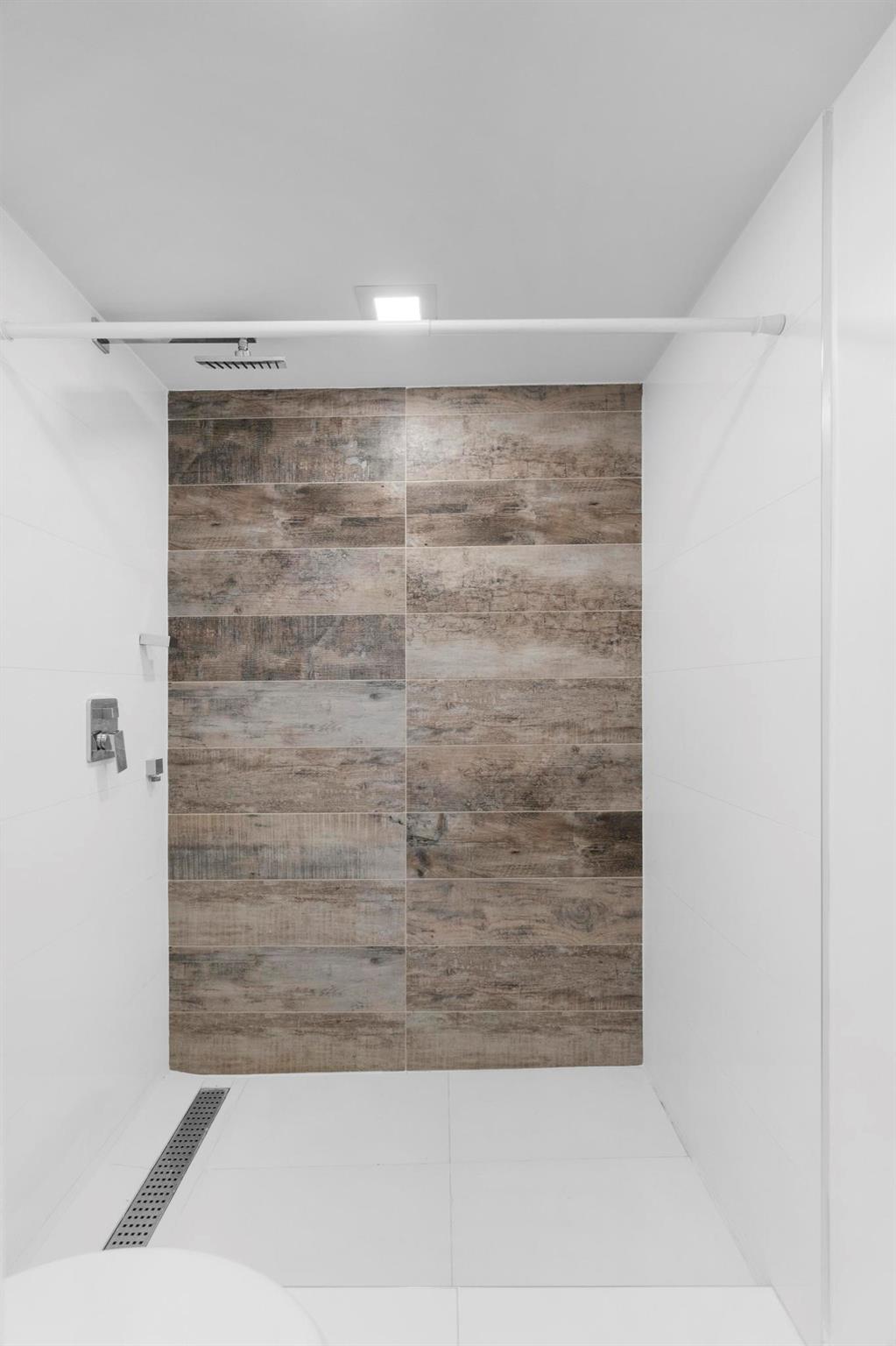 1439 S Ocean Blvd 215