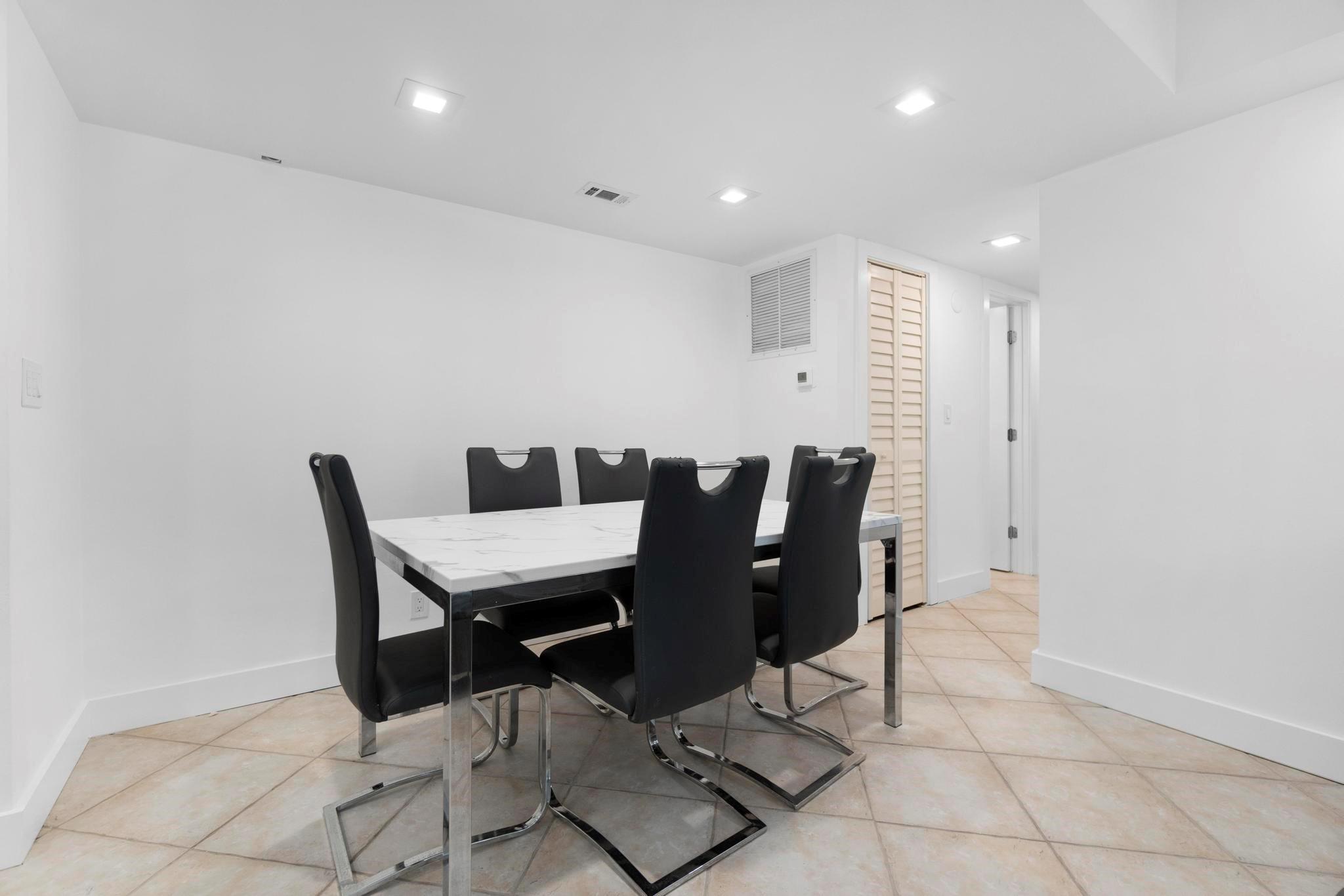 1439 S Ocean Blvd 215