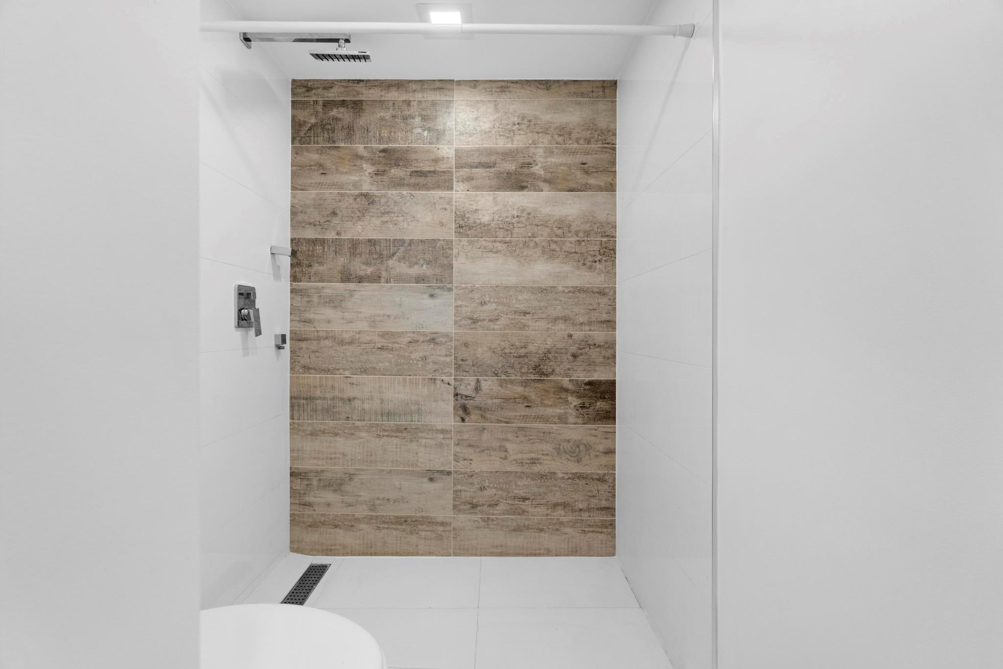 1439 S Ocean Blvd 215