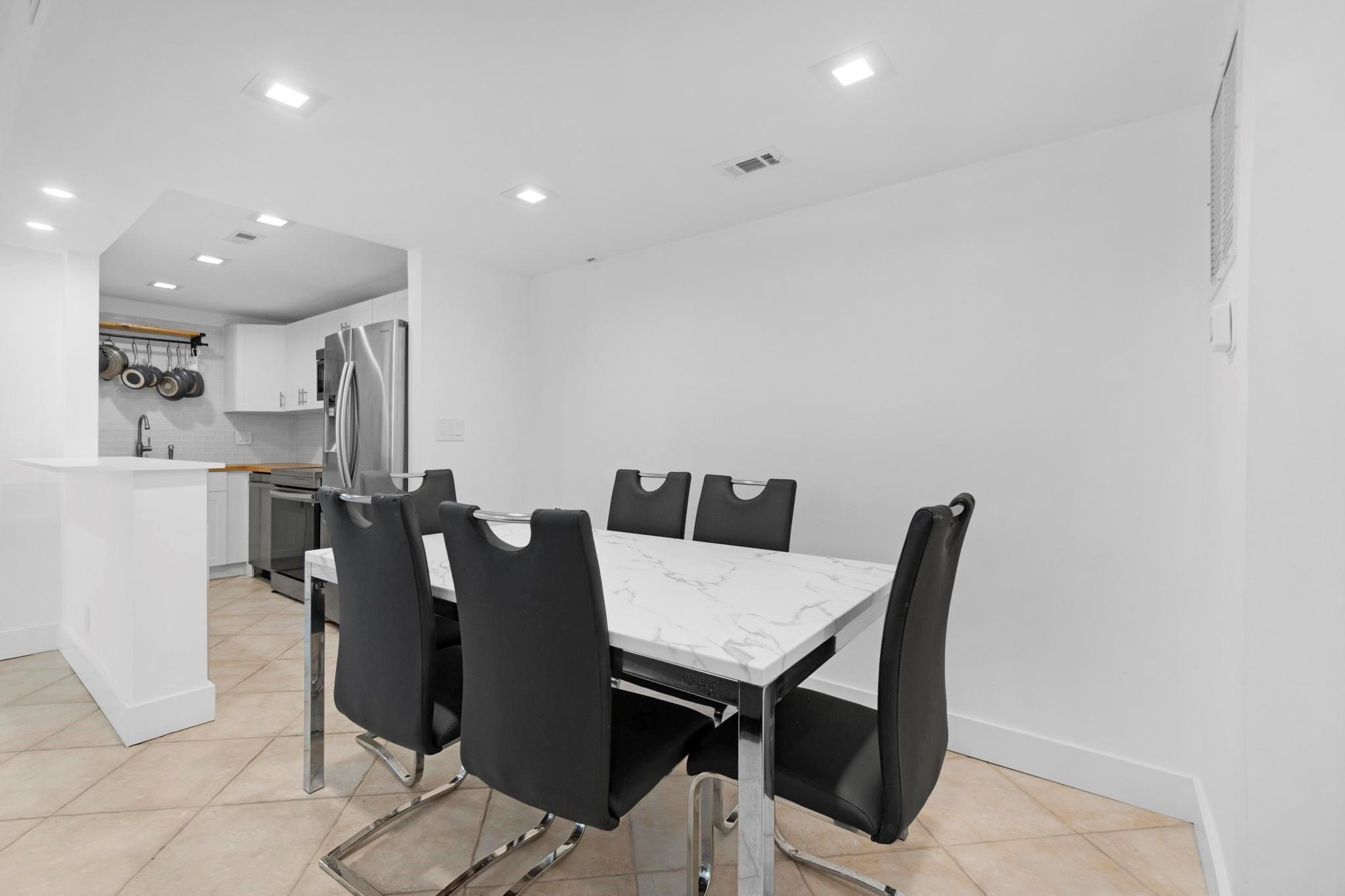 1439 S Ocean Blvd 215