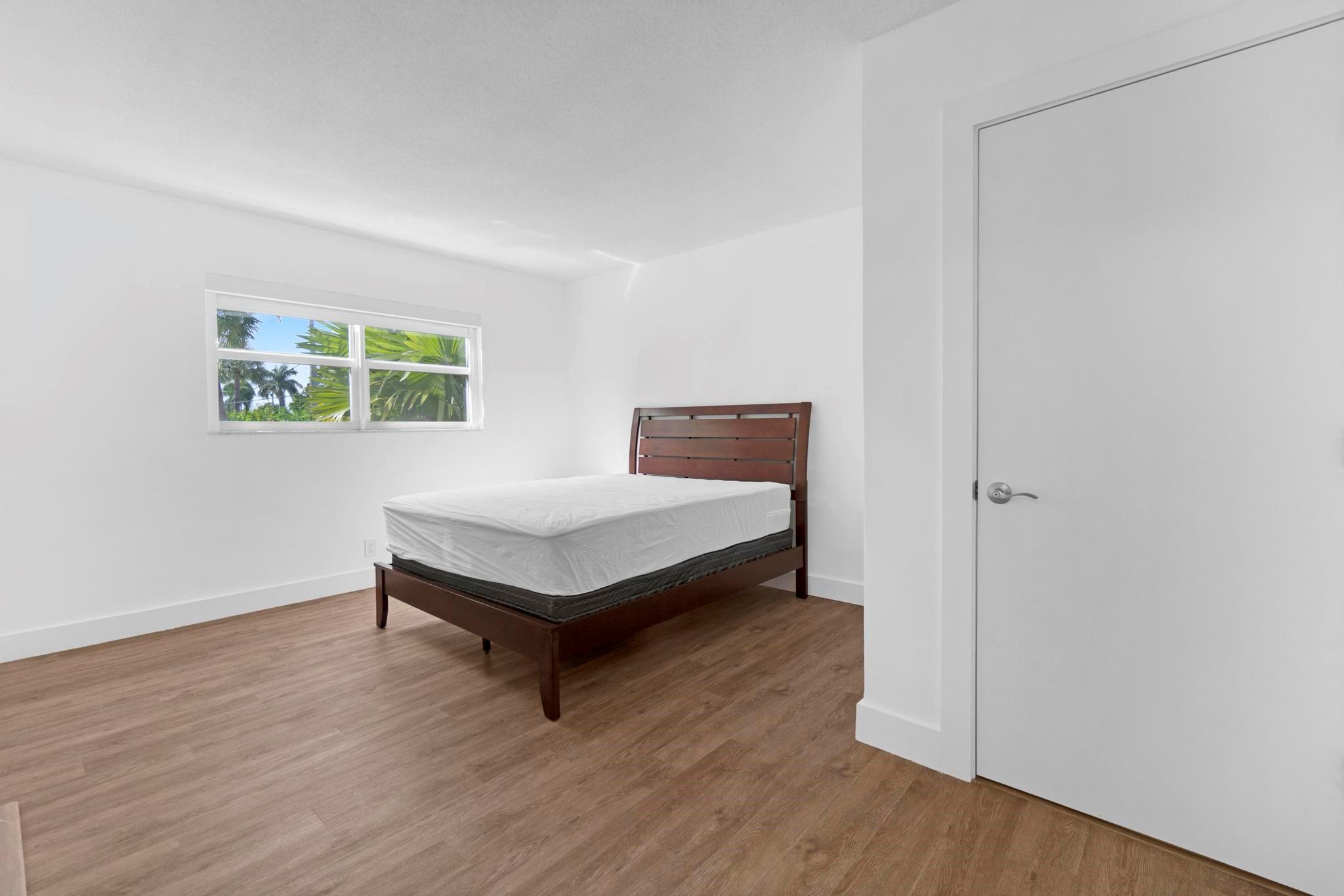 1439 S Ocean Blvd 215