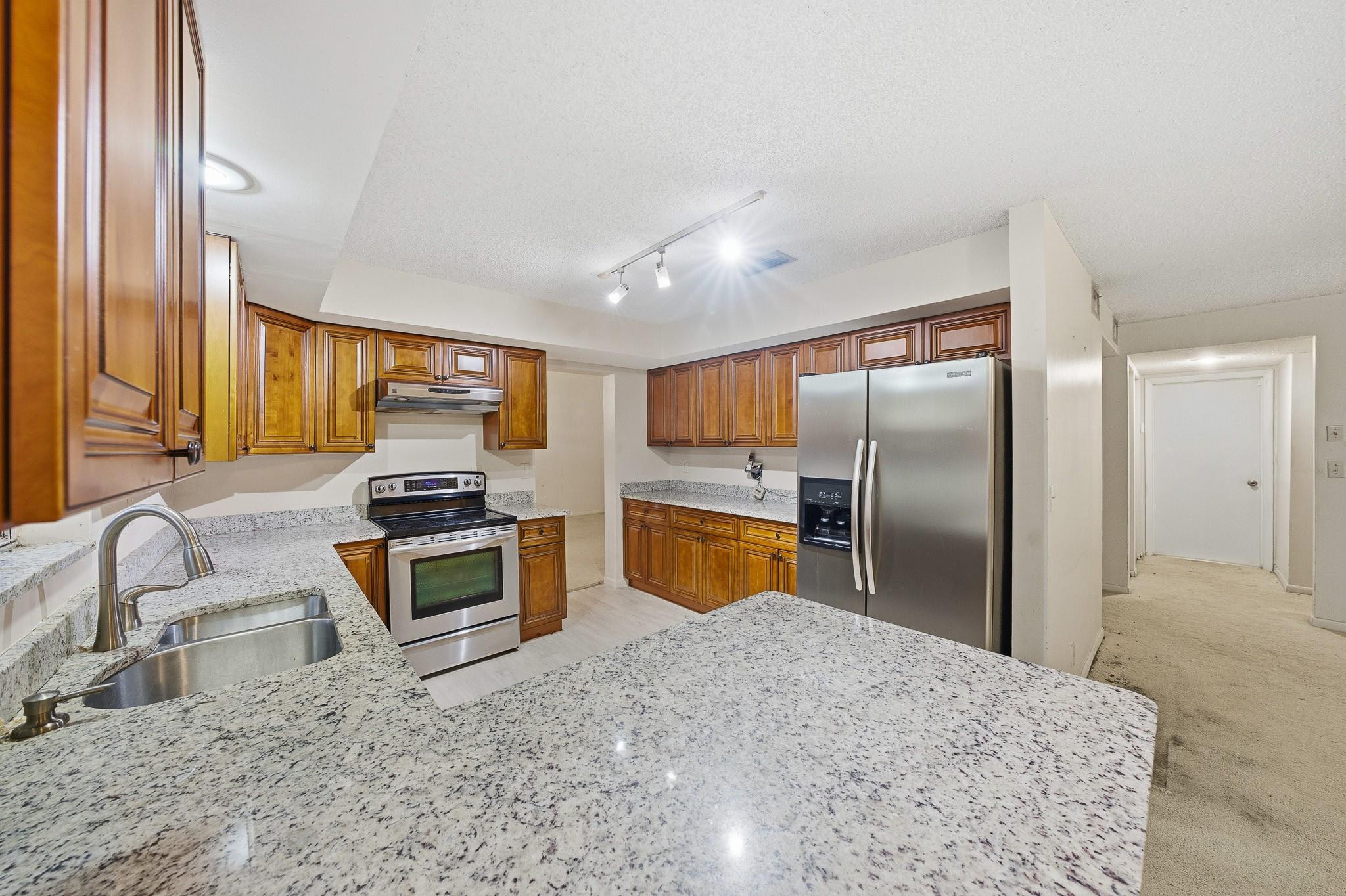 3091 Venice Way