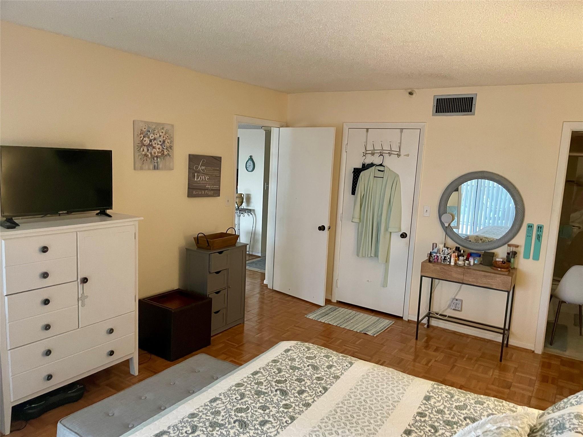 7030 Half Moon Cir 418