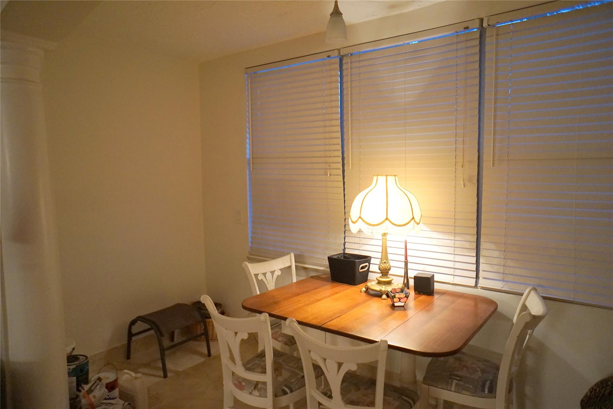 2851 Somerset Dr 103