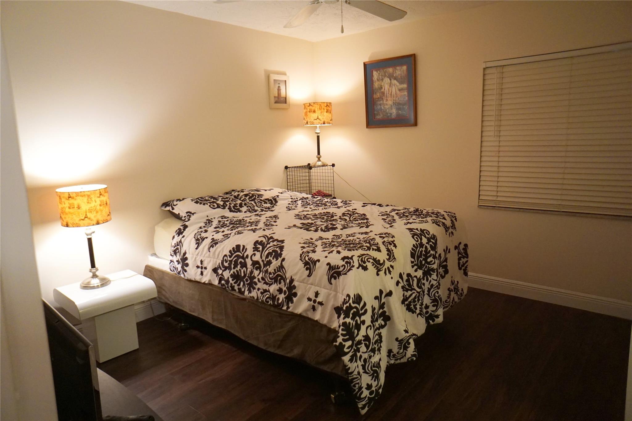 2851 Somerset Dr 103