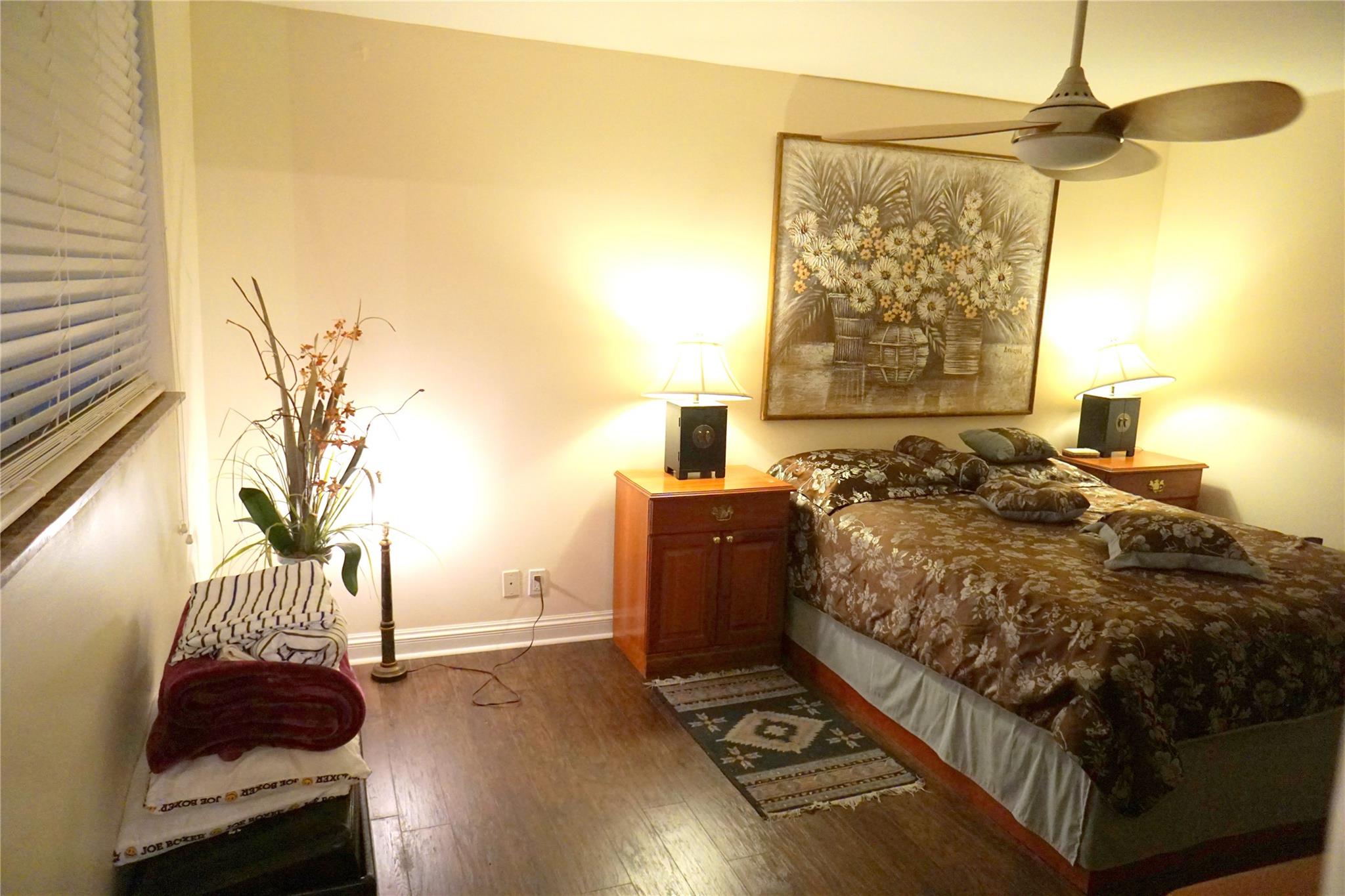 2851 Somerset Dr 103