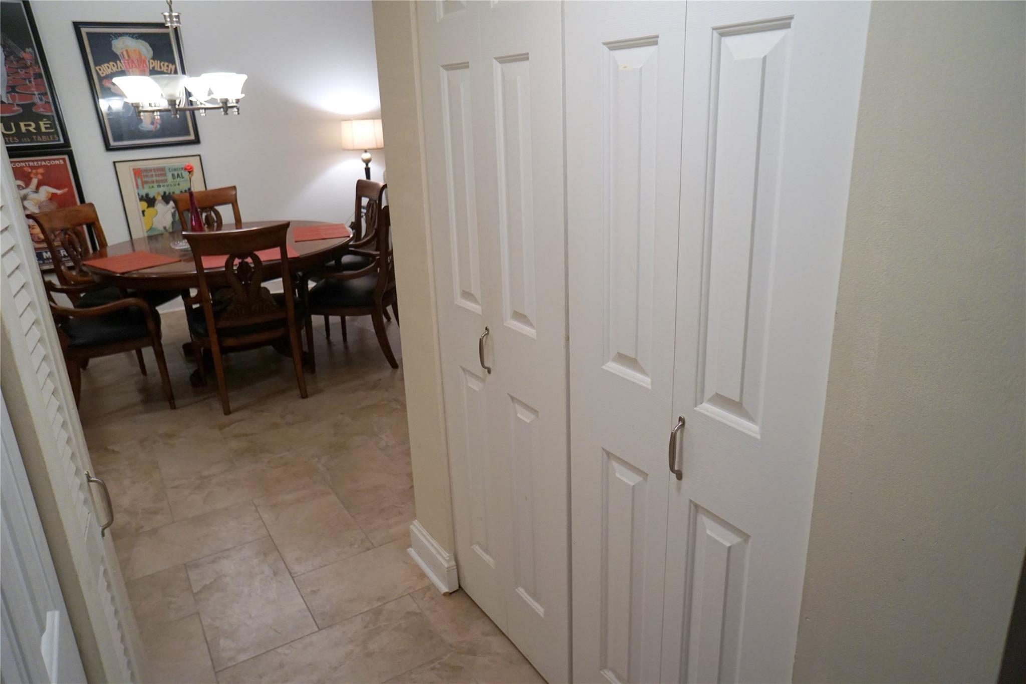 2851 Somerset Dr 103