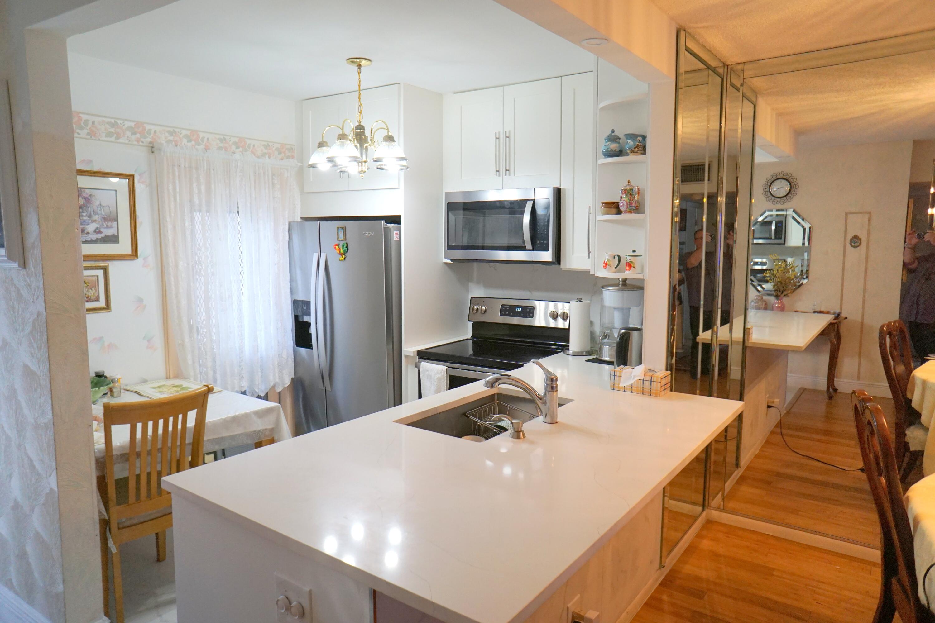 3400 NW 48th Ave 502