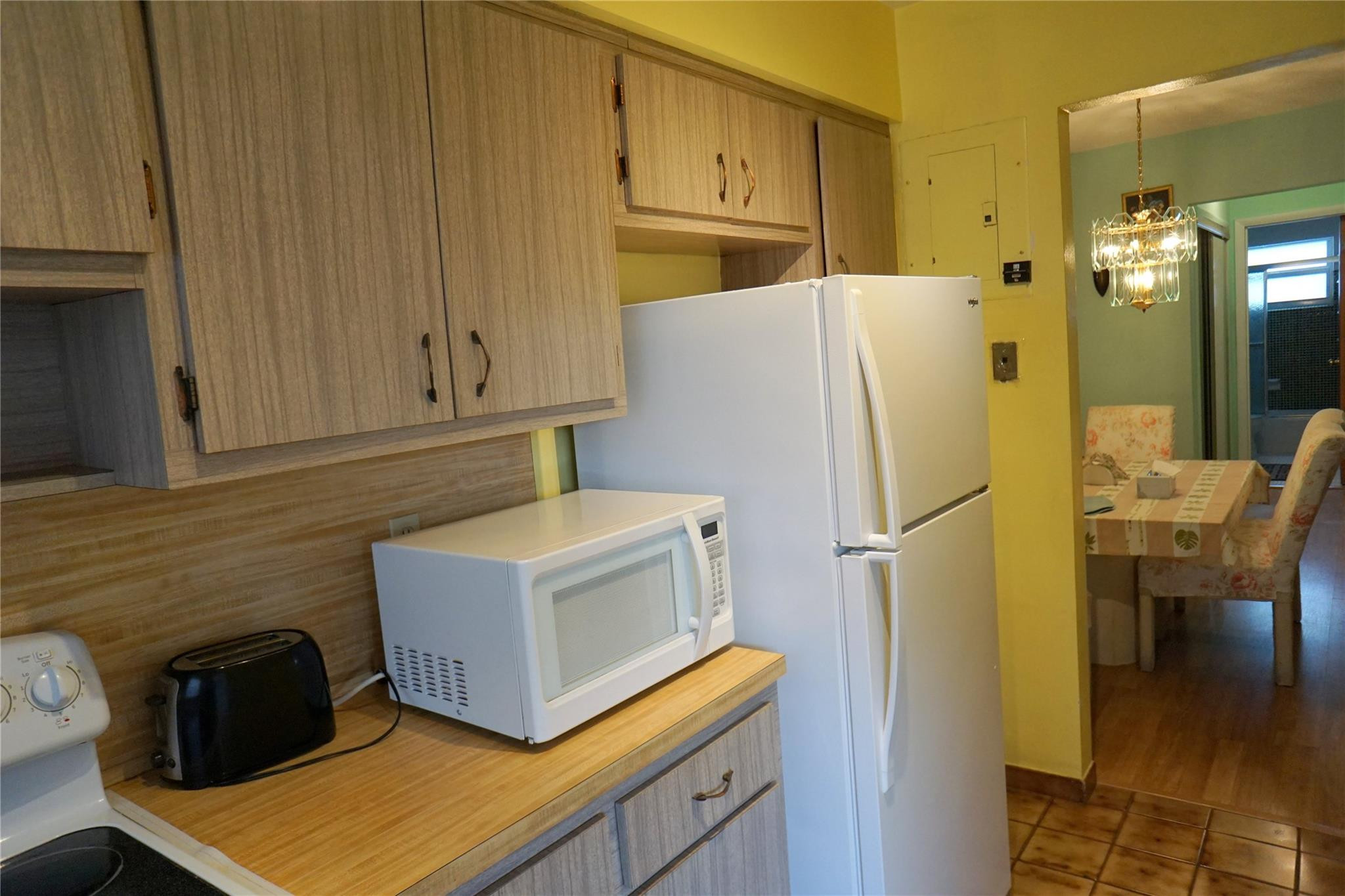 160 NE 8th Ave 25 B