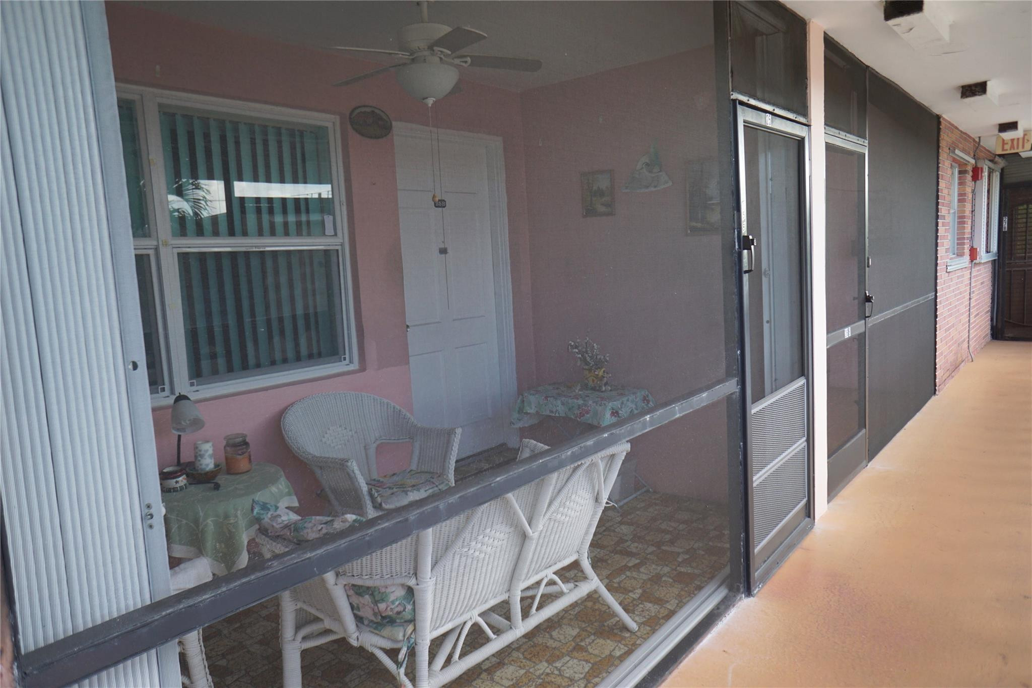 160 NE 8th Ave 25 B