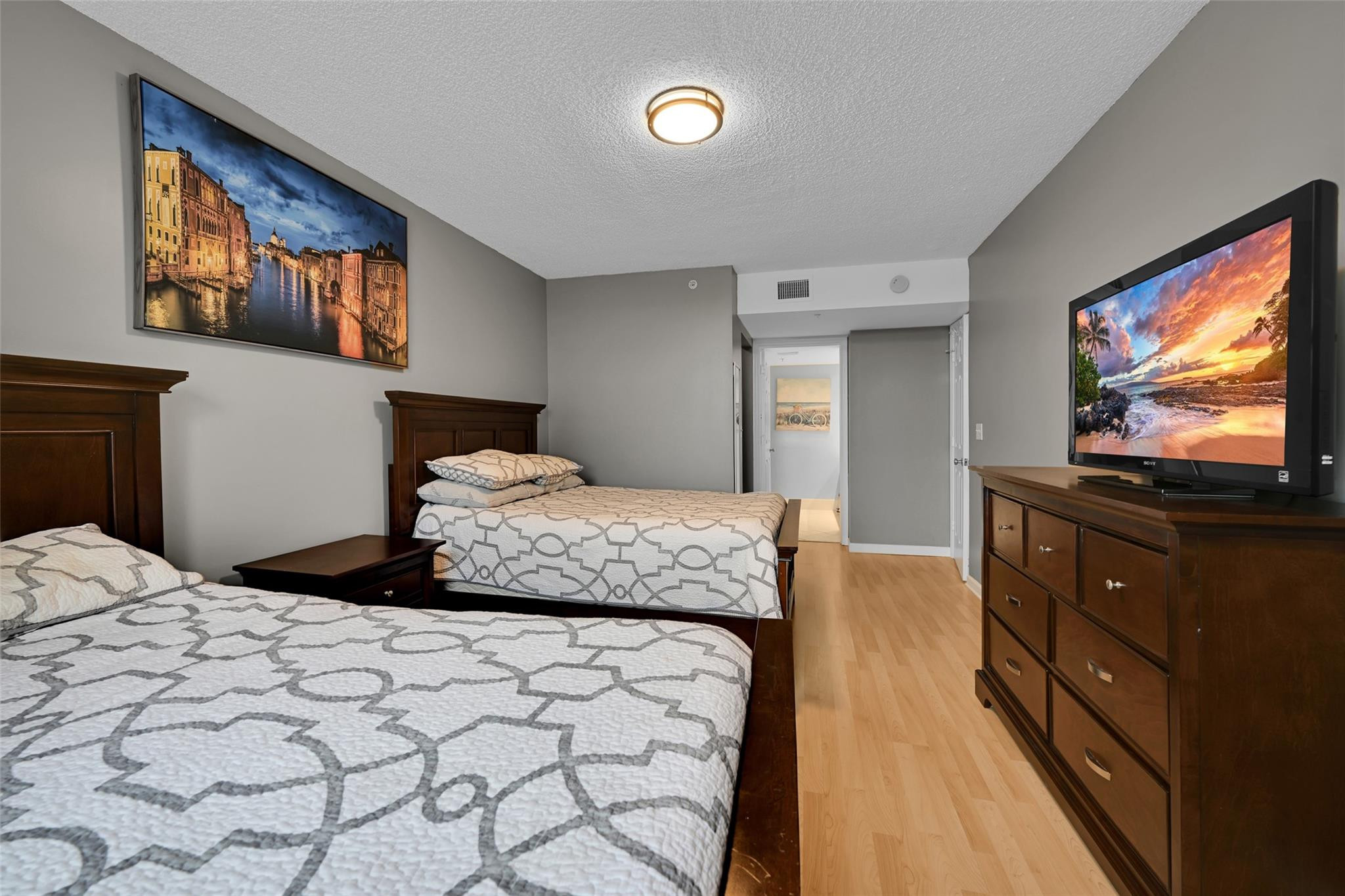 2711 Ocean Club Blvd 204