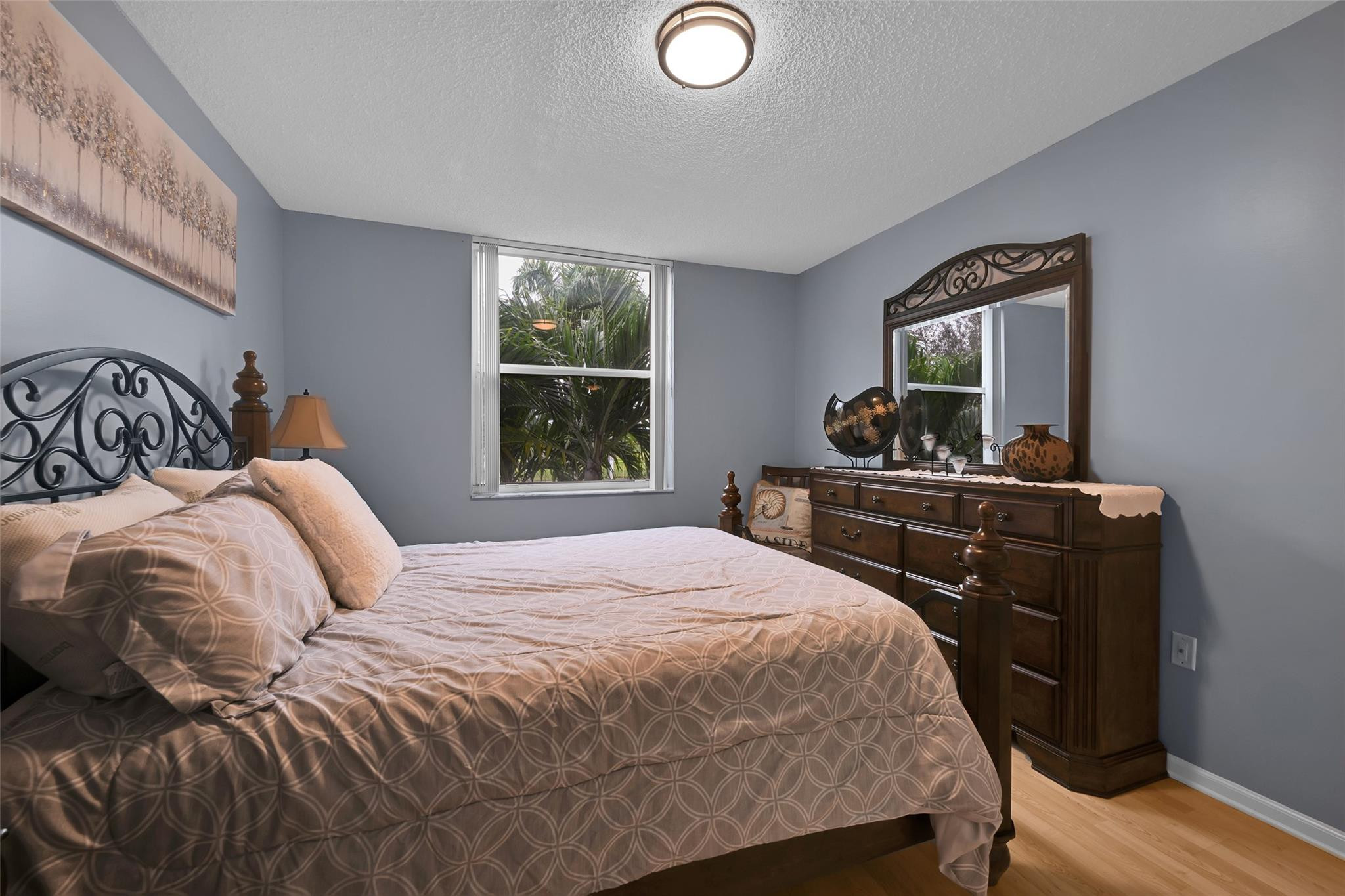 2711 Ocean Club Blvd 204