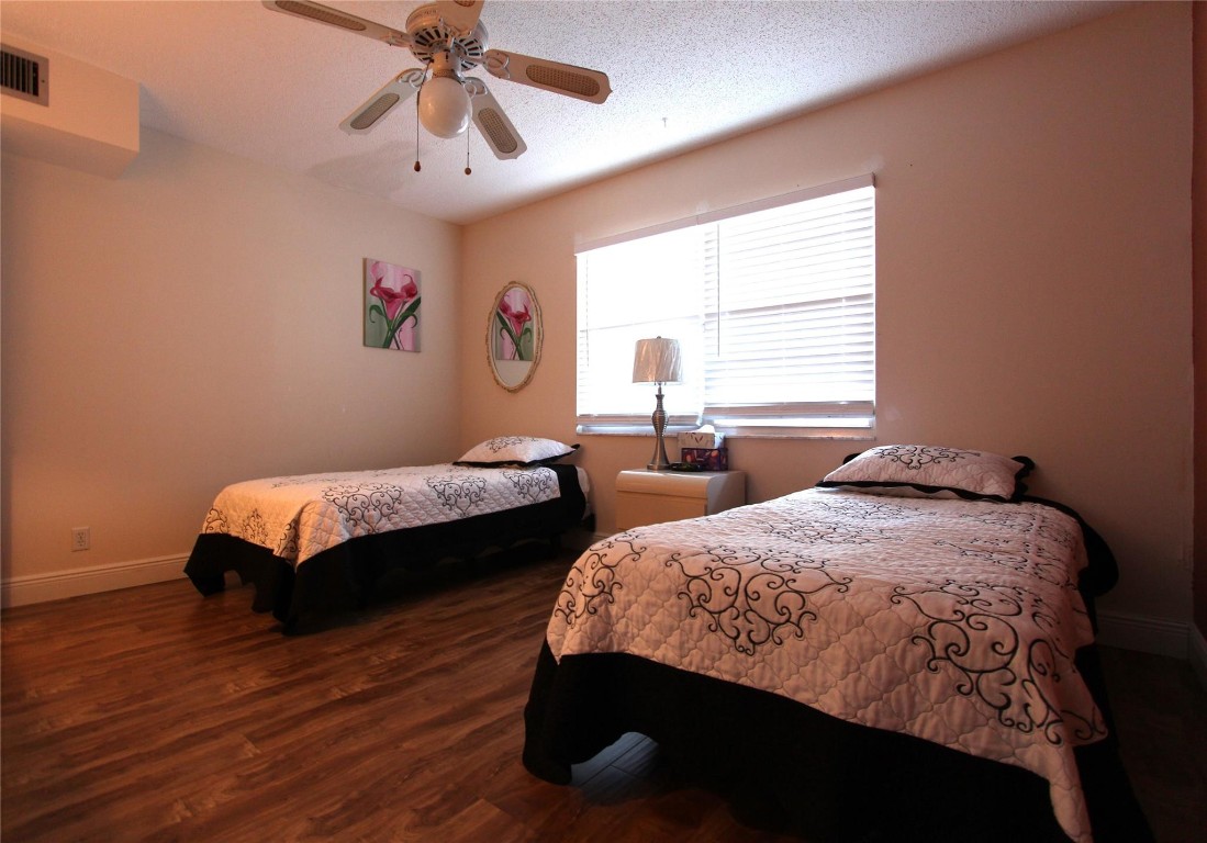 3201 Portofino Pt E3