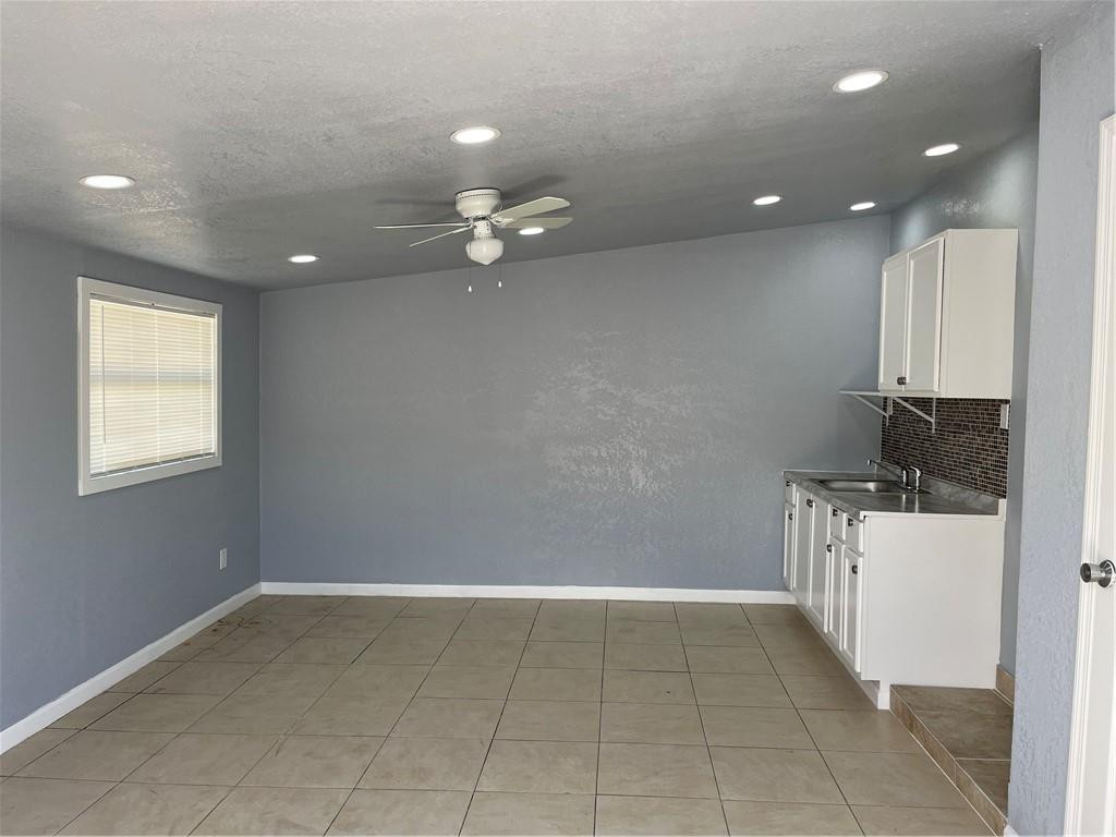 309 Riverdale Rd