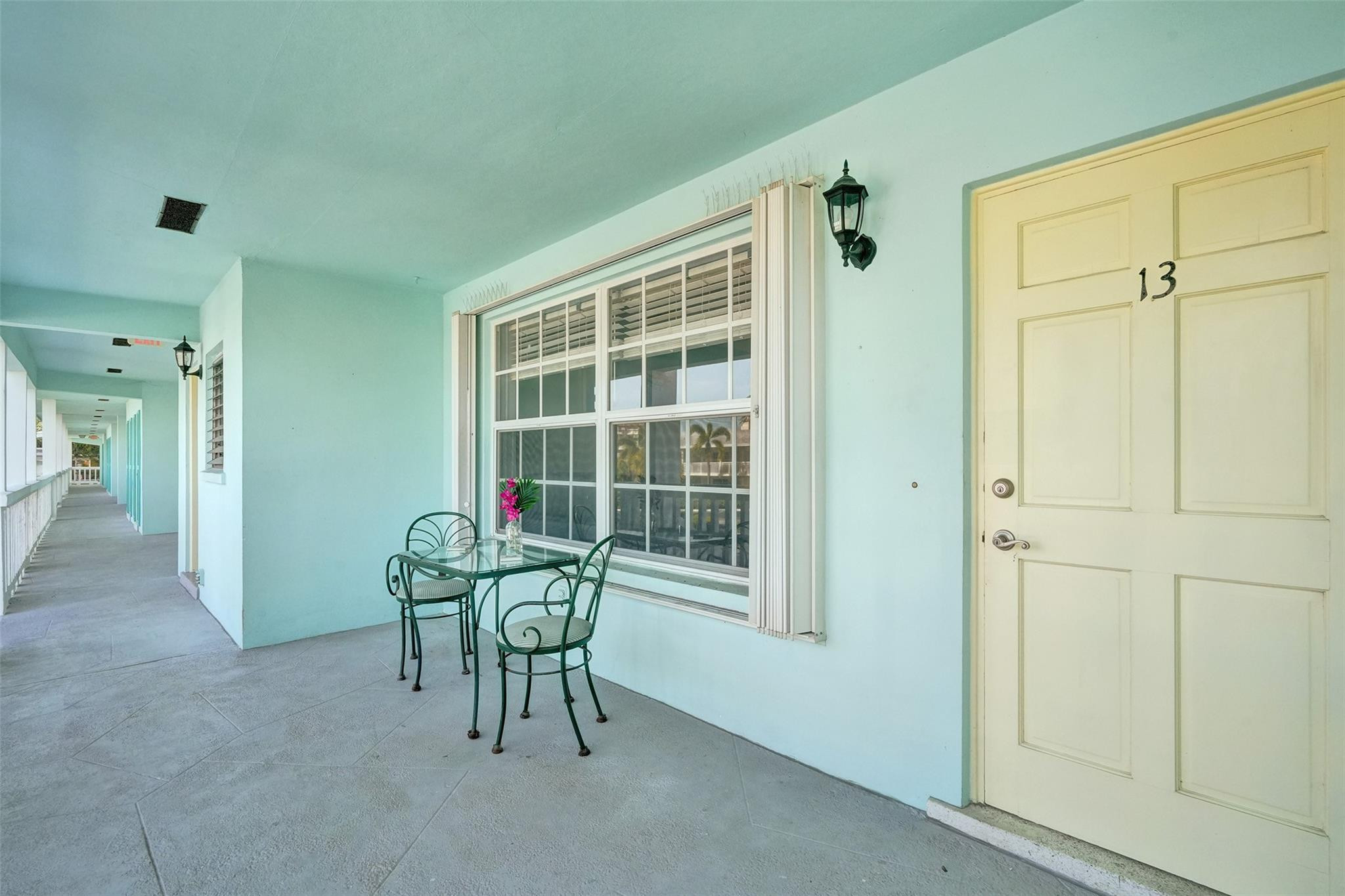 931 SE 9th Ave 13
