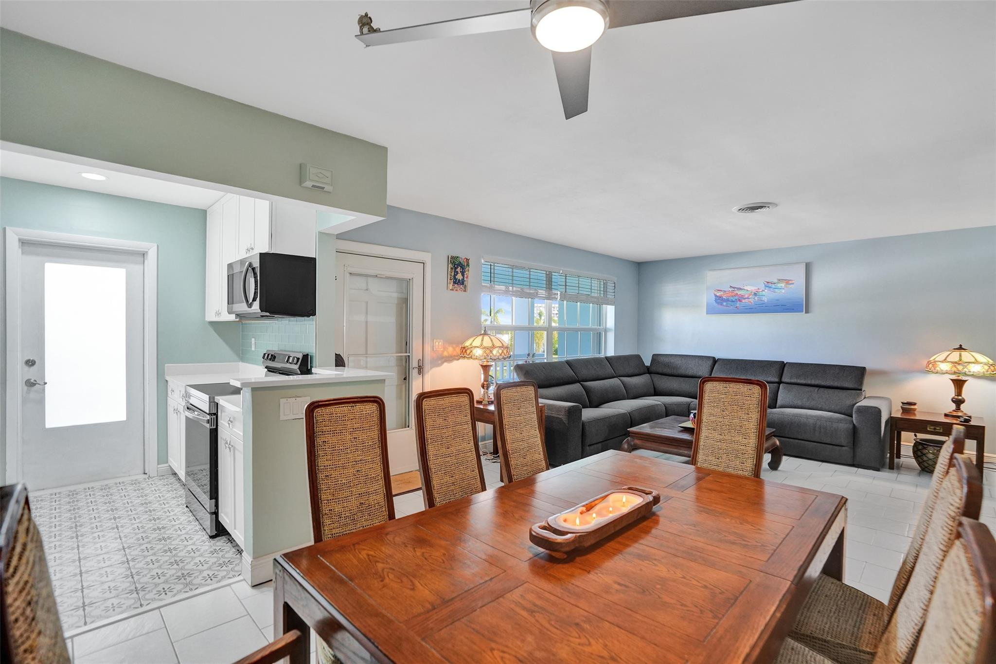 931 SE 9th Ave 13