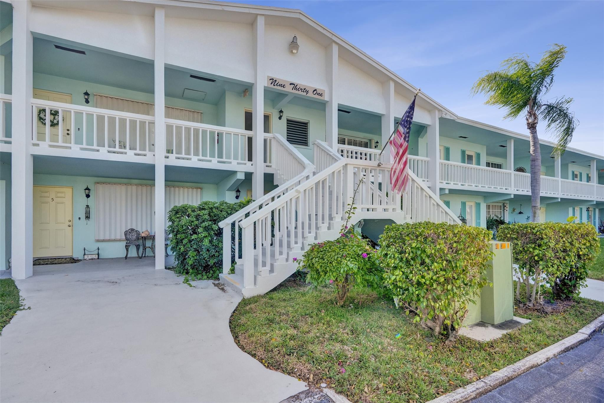 931 SE 9th Ave 13