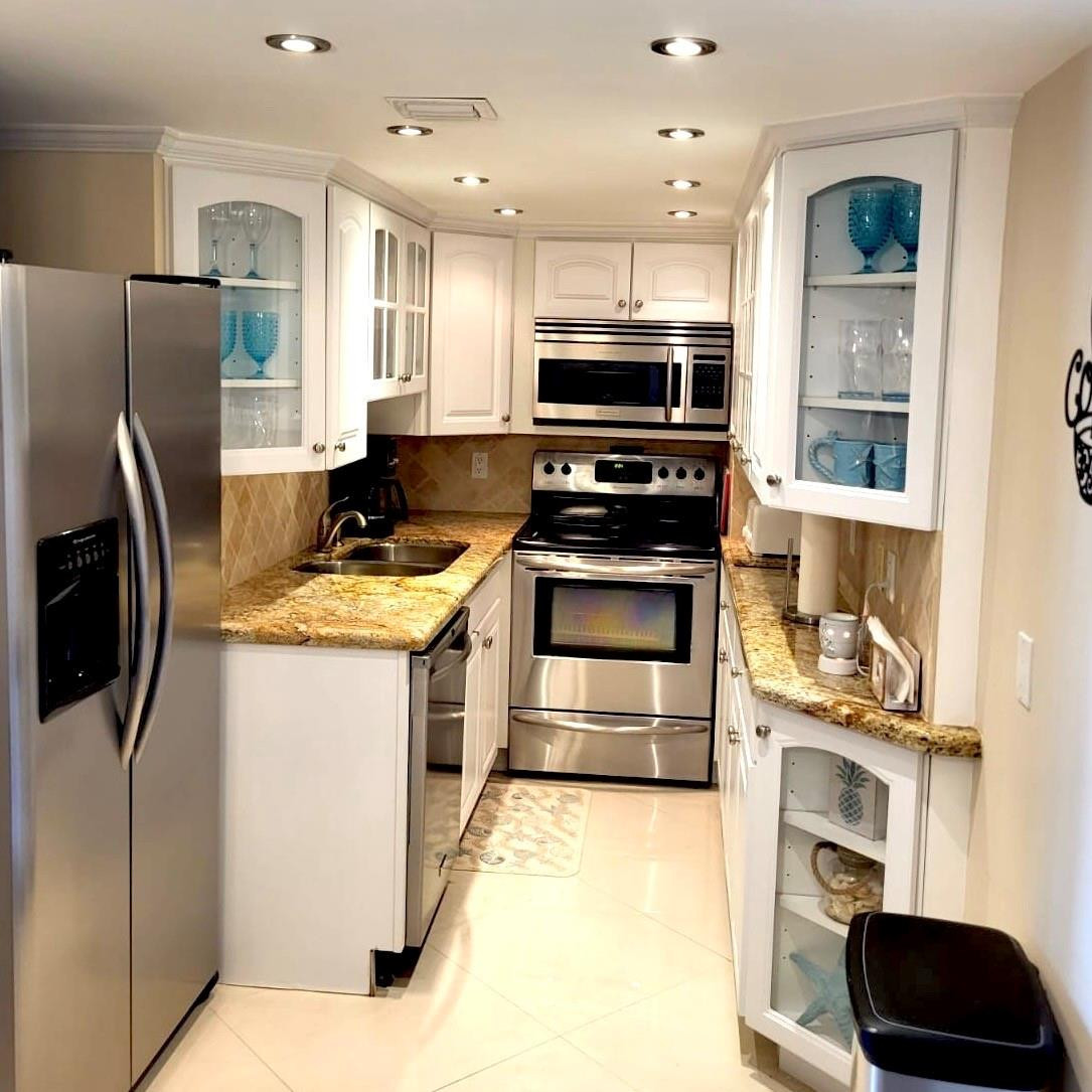 1 Las Olas Circle 415