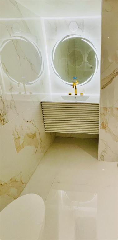 3125 Oakland Shores Dr 203