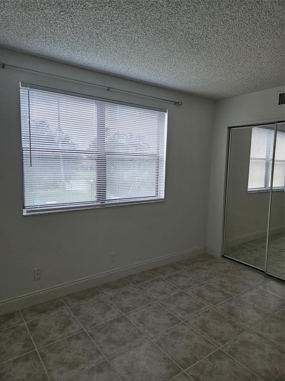 11453 NW 39th Ct 211