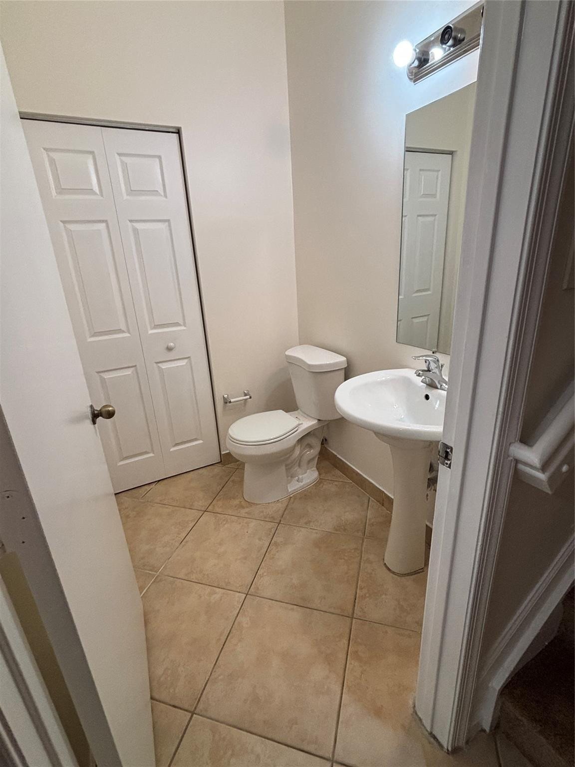 4632 DANSON WAY
