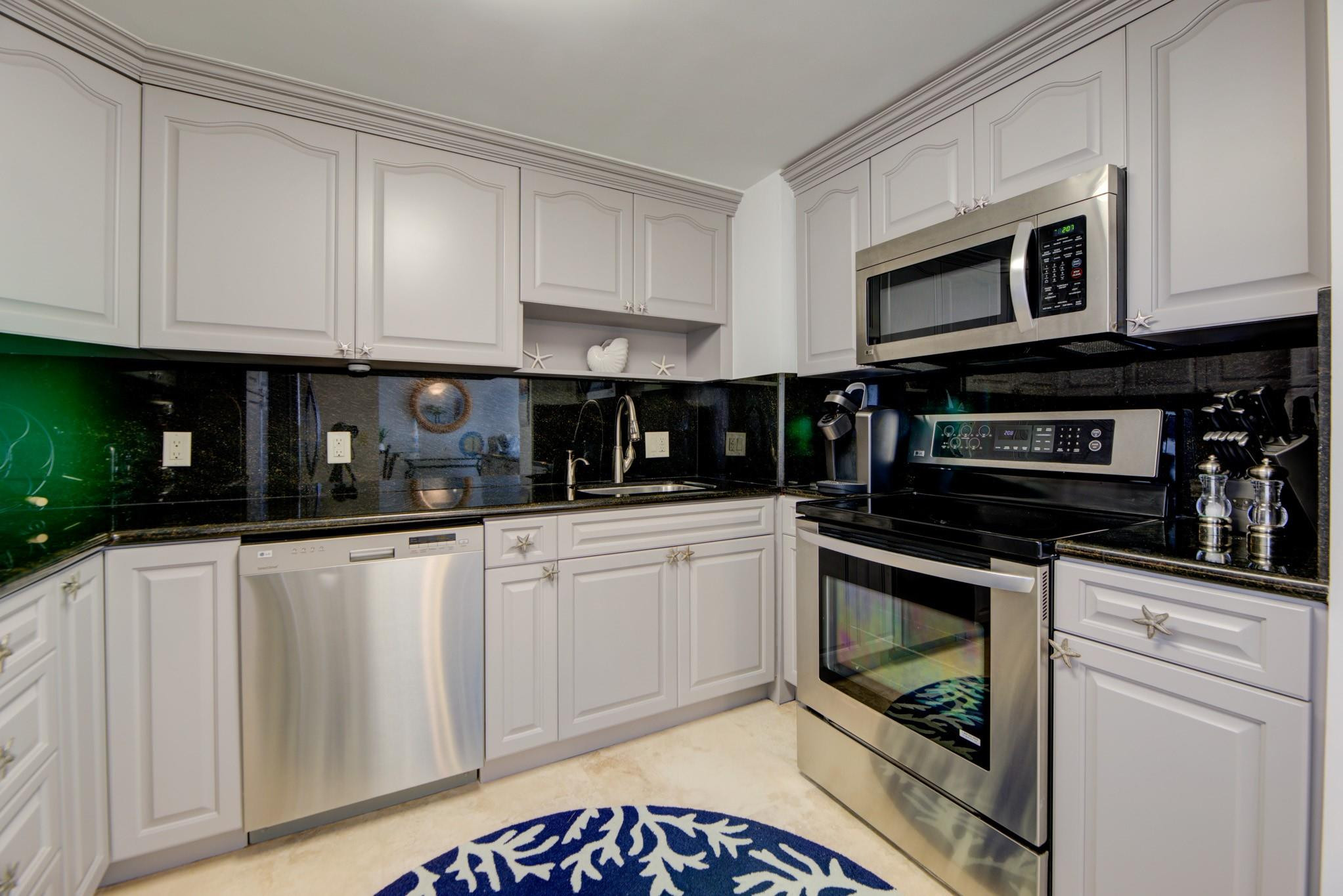 1 Las Olas Circle 1205