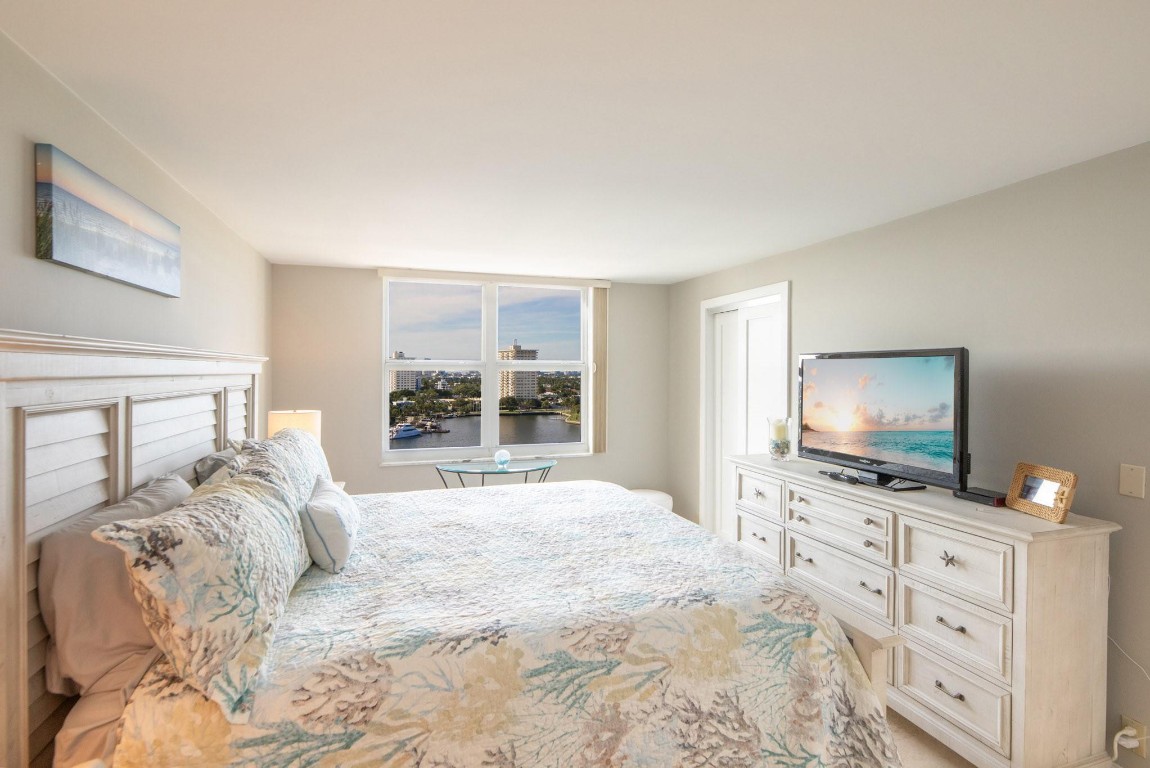 1 Las Olas Circle 1205